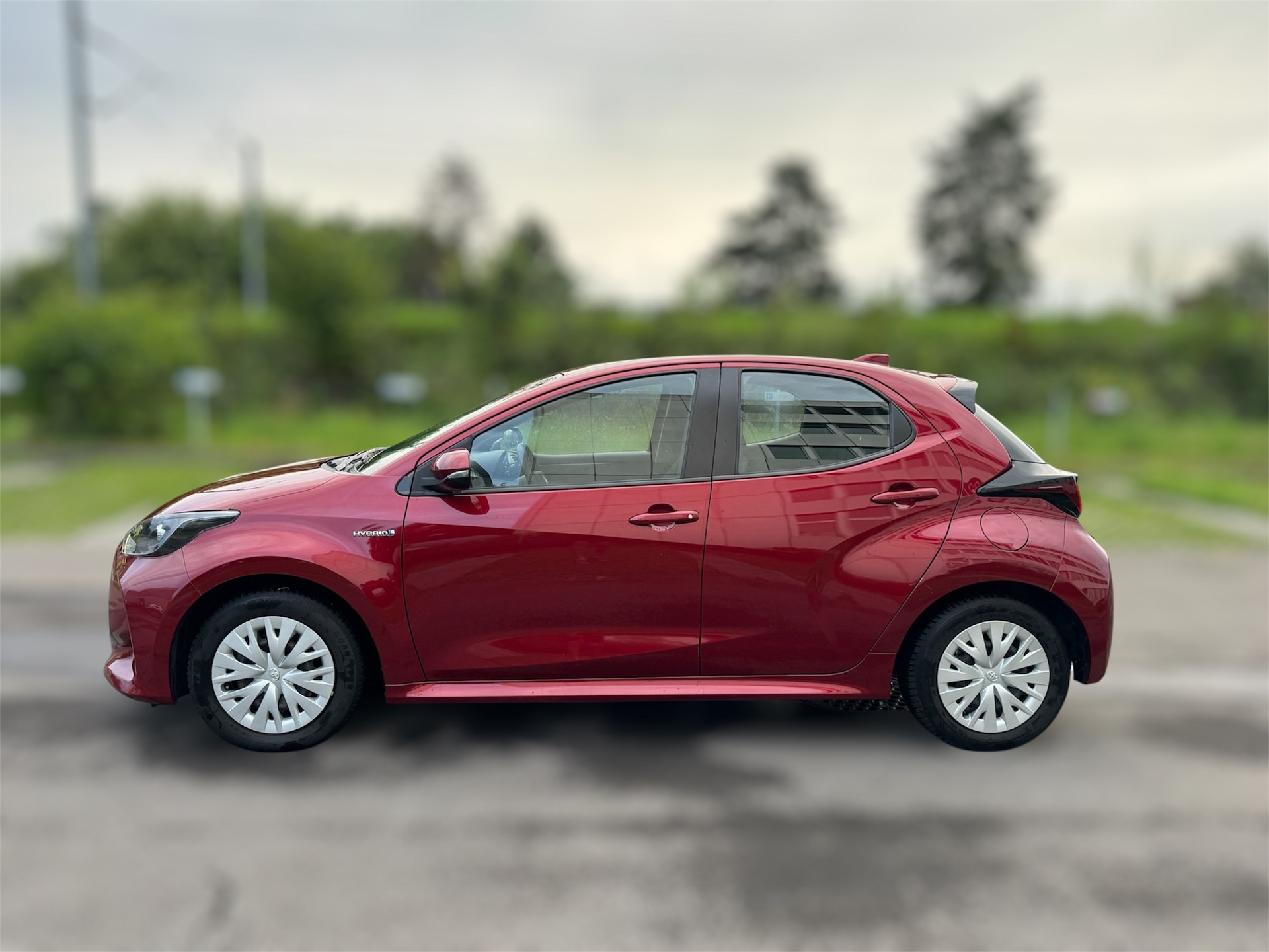 TOYOTA Yaris 1.5 Style e-CVT-image-7