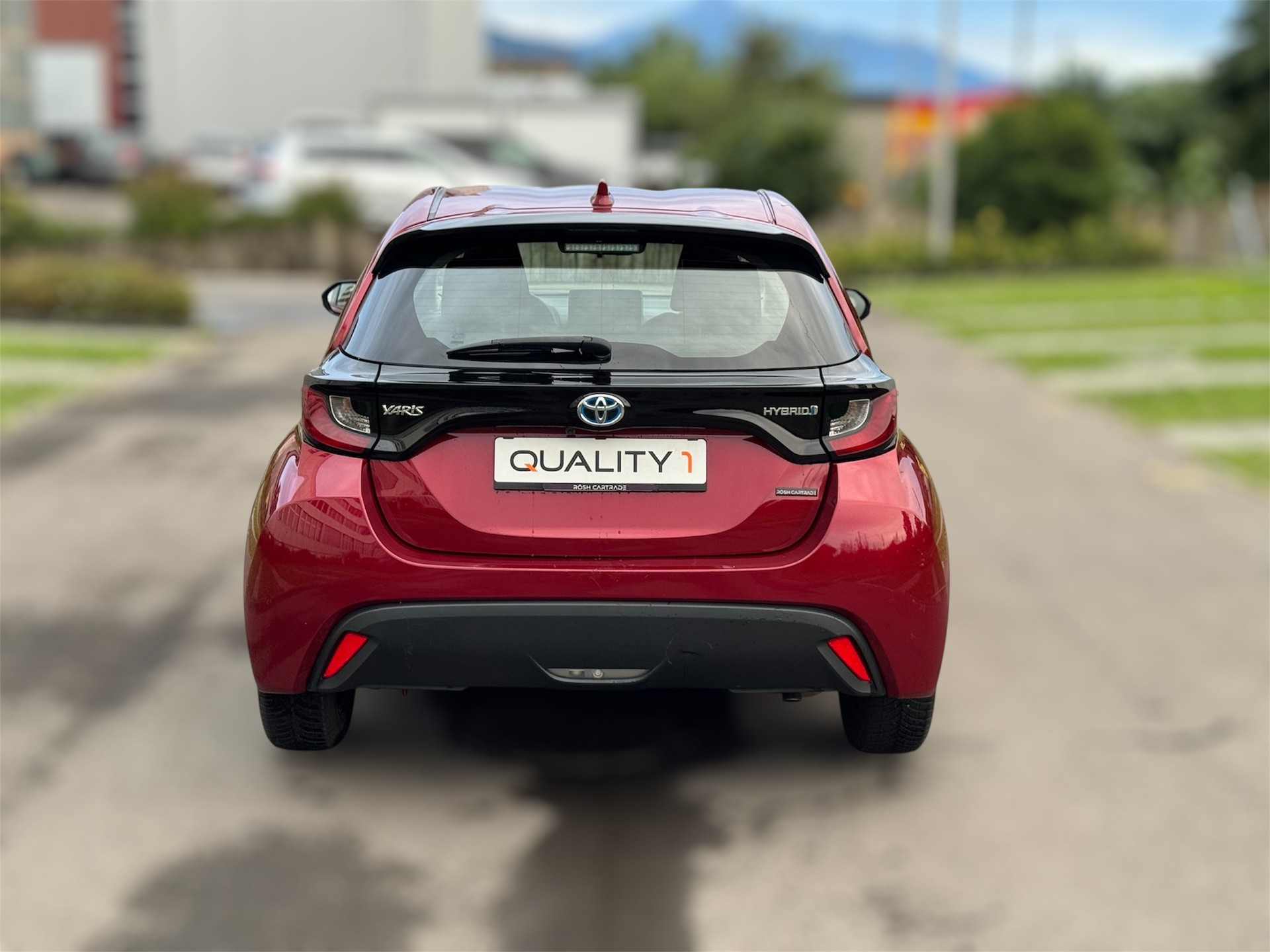 TOYOTA Yaris 1.5 Style e-CVT-image-4