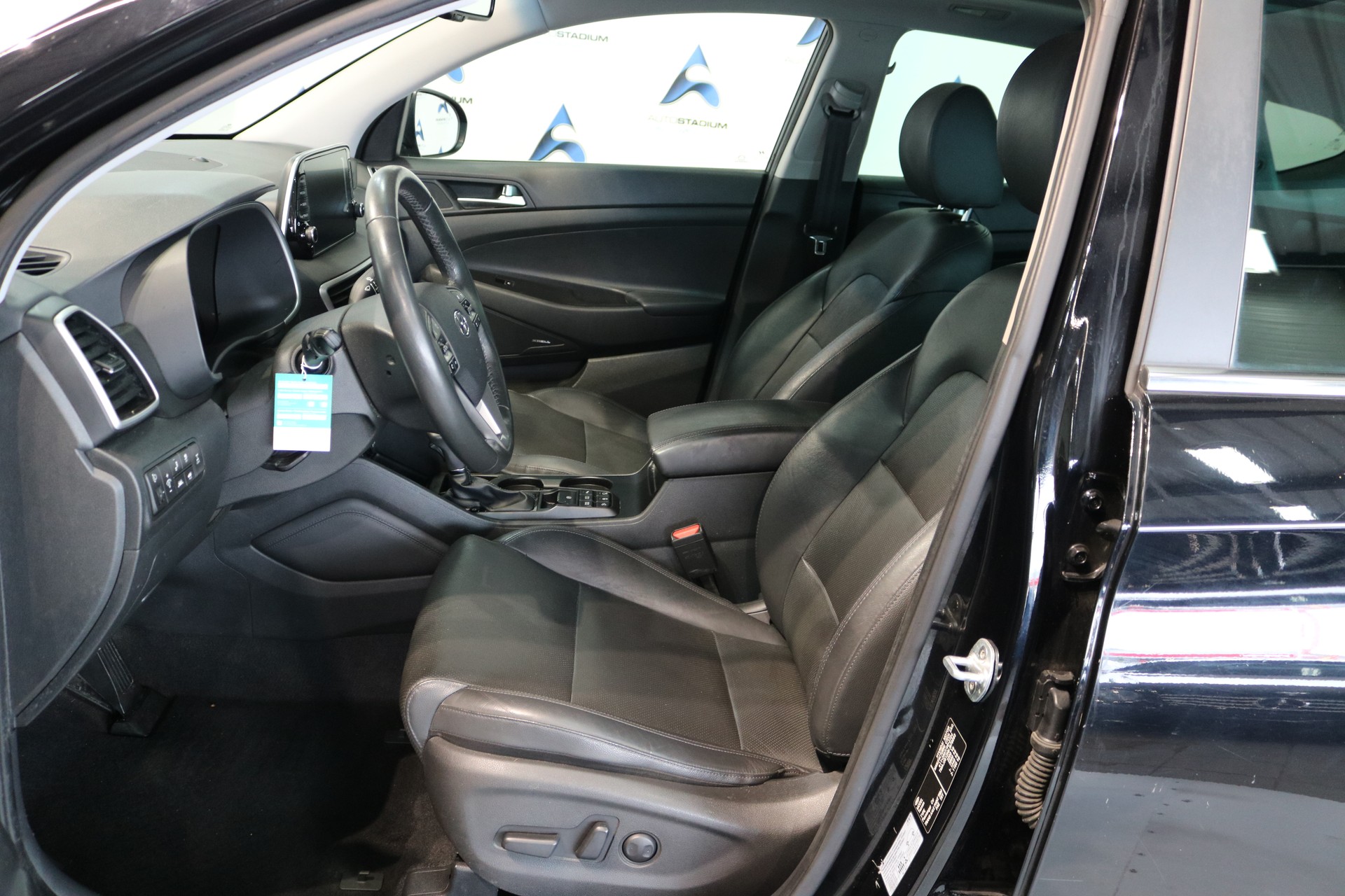 HYUNDAI Tucson 1.6 TGDI Vertex 4WD DCT-showroom-element-1