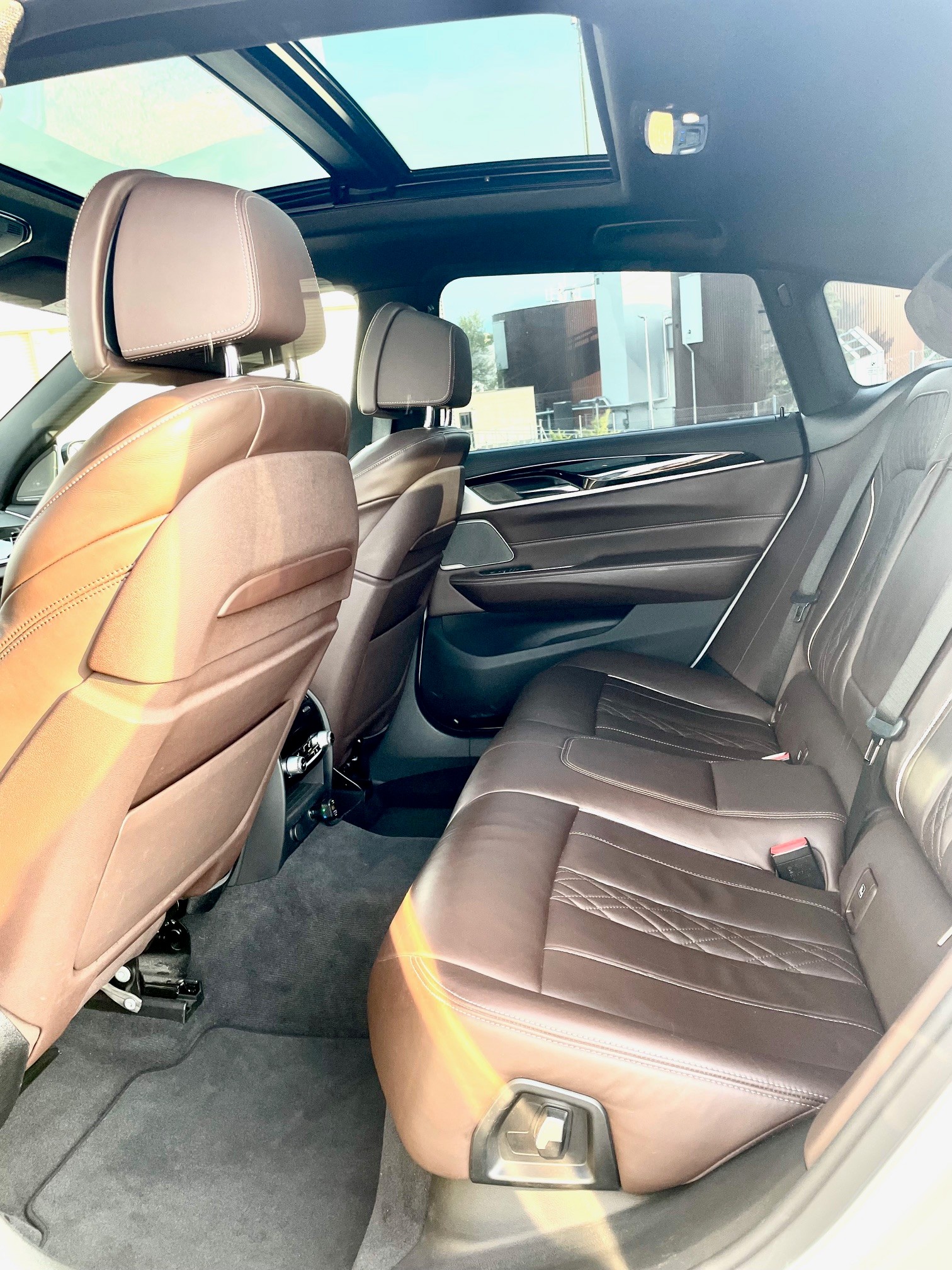 BMW 630d GT xDrive Luxury Line Steptronic-image-9