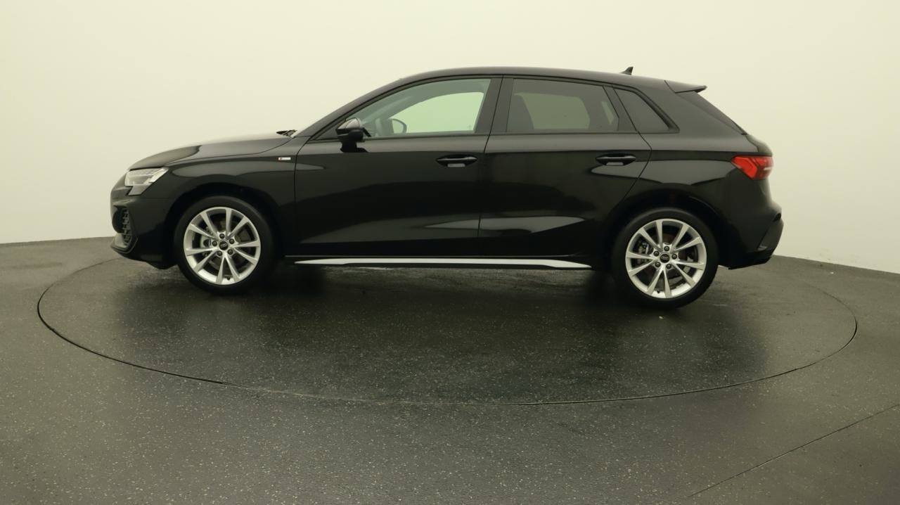 AUDI A3 Sportback 35 TFSI S line S-tronic-showroom-element-1
