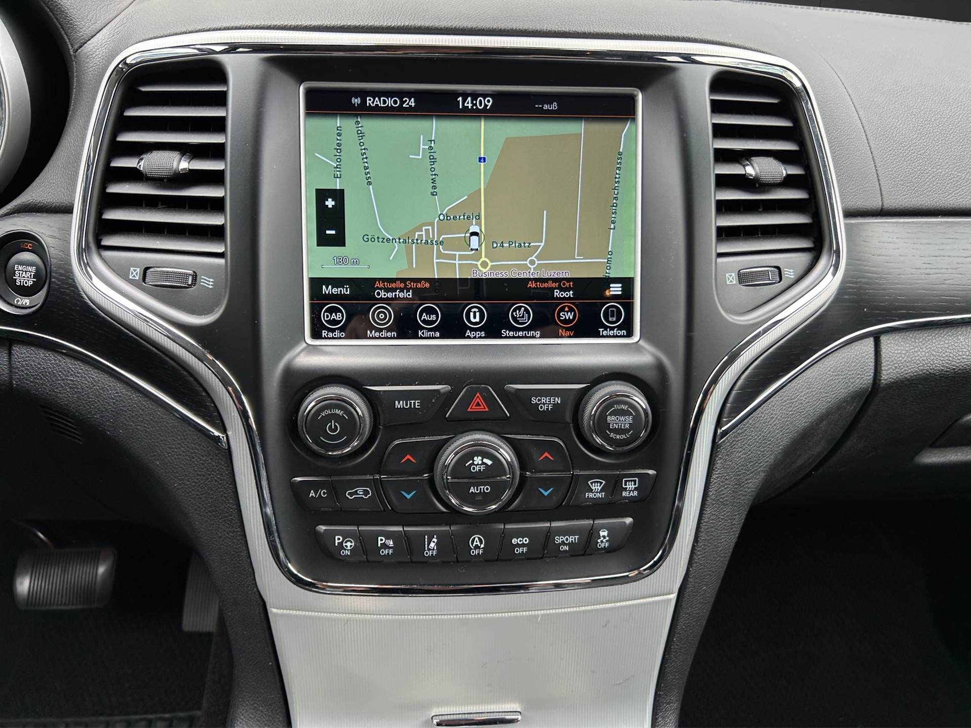 JEEP Grand Cherokee 3.0 CRD Summit Automatic-image-10