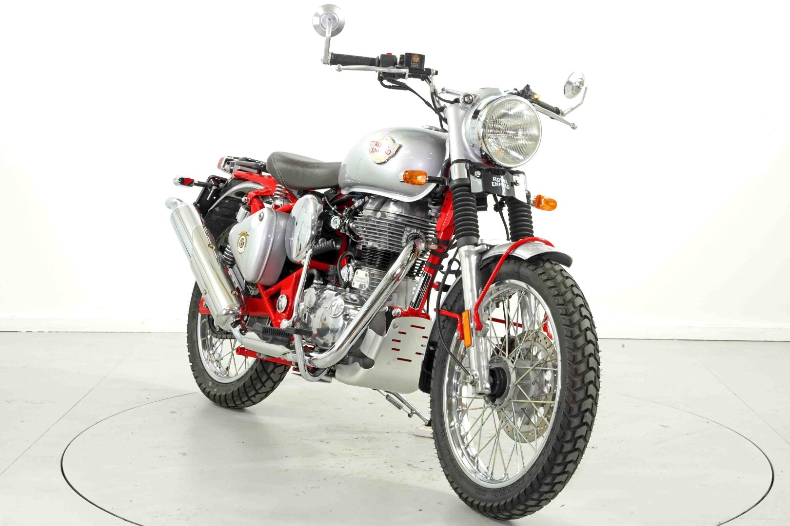 ROYAL ENFIELD Bullet Trials 500 ABS-showroom-element-1