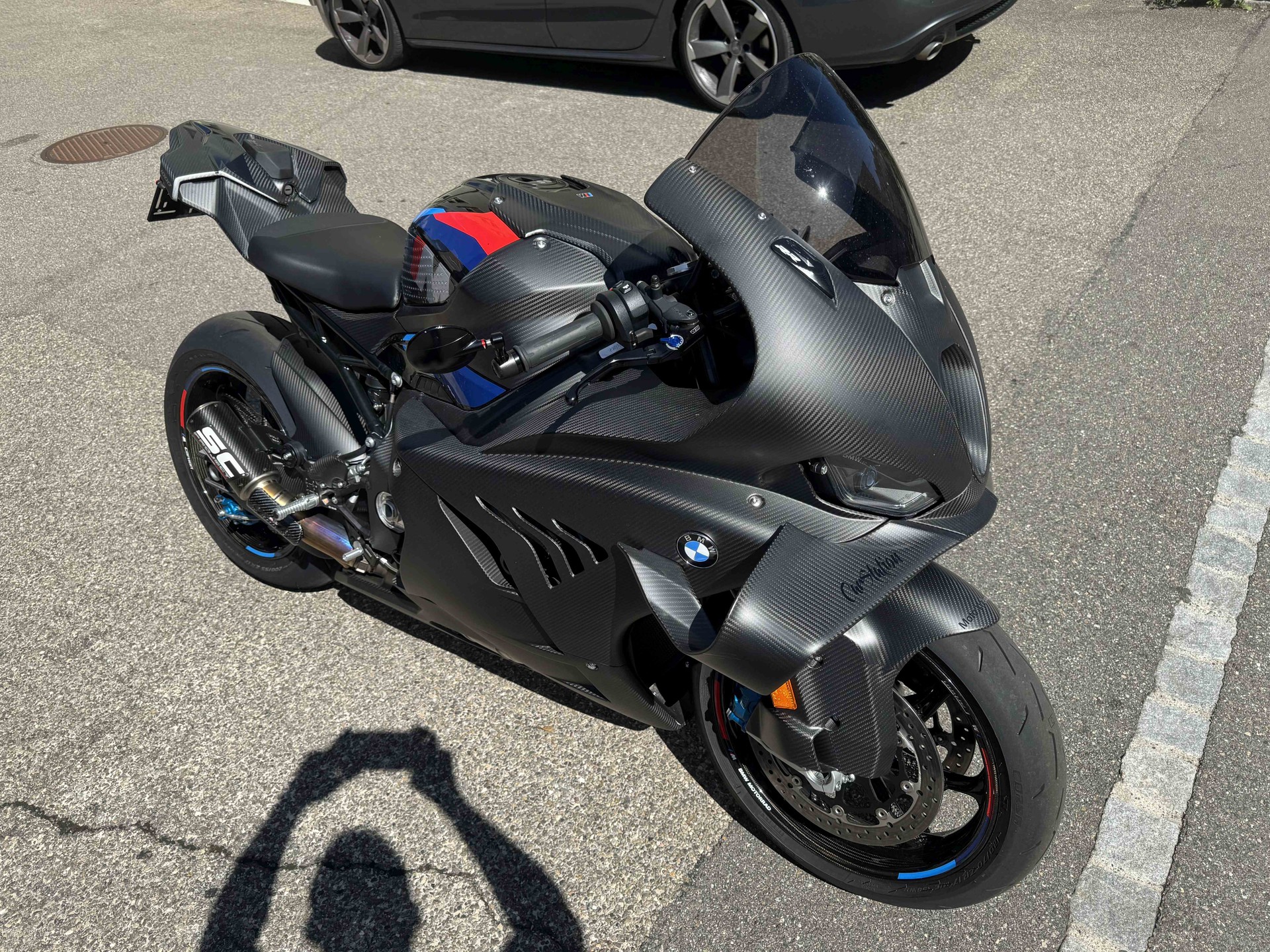 BMW M 1000 RR-image-7