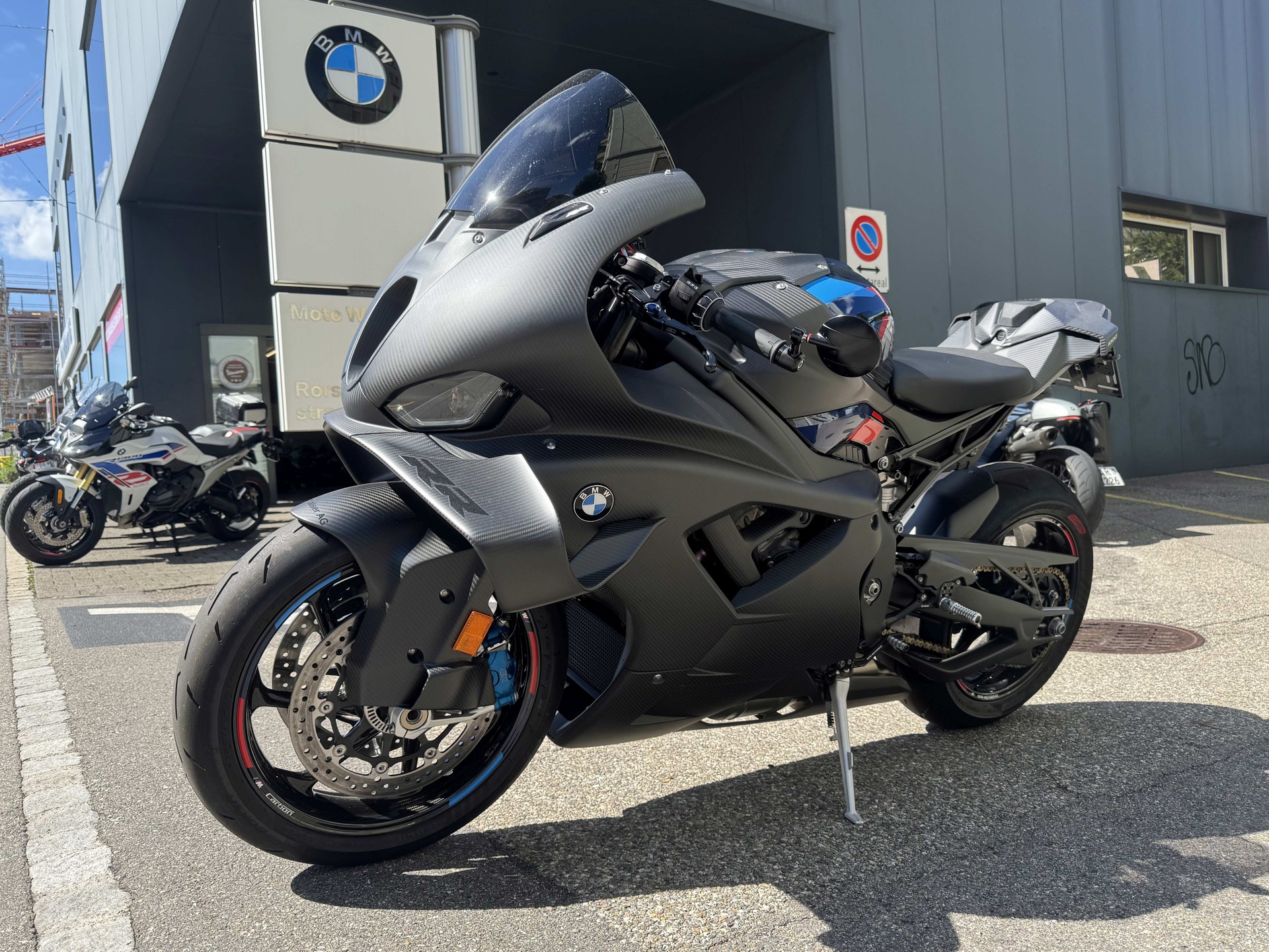 BMW M 1000 RR