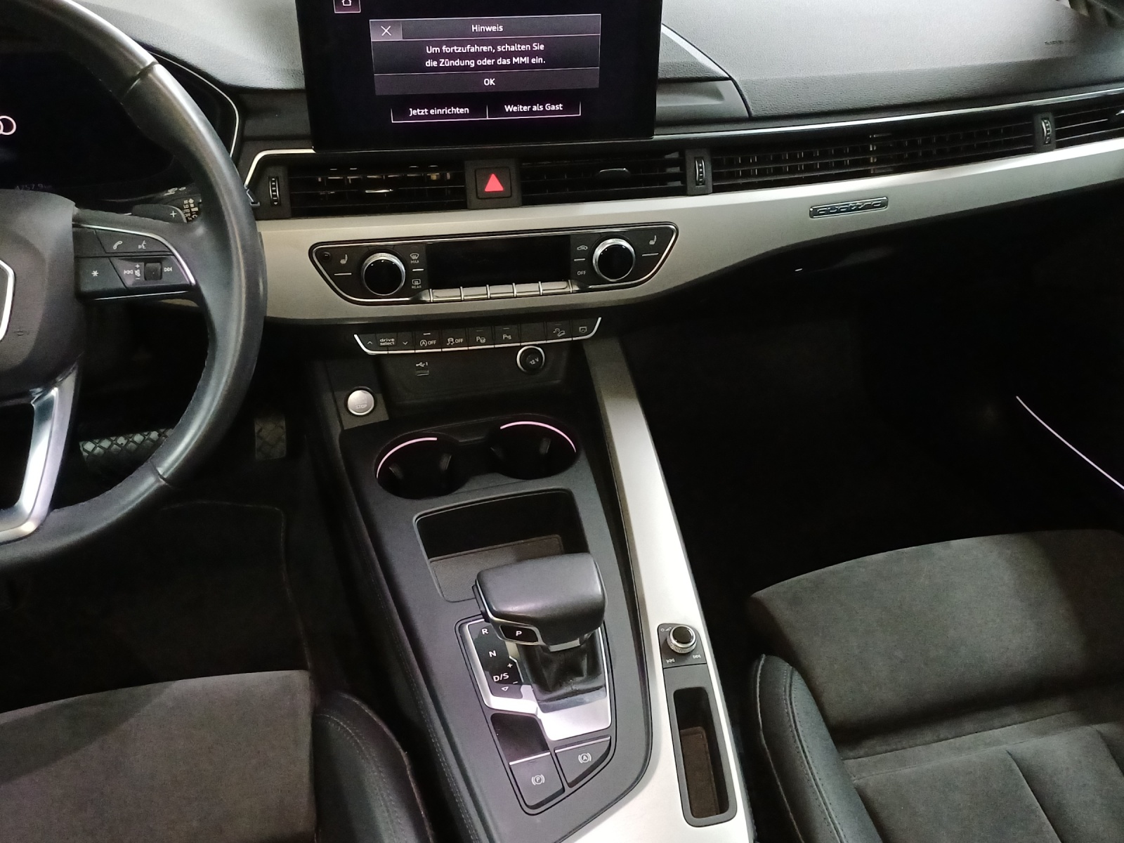 AUDI A4 allroad 40 TDI Attraction quattro tiptronic-image-10