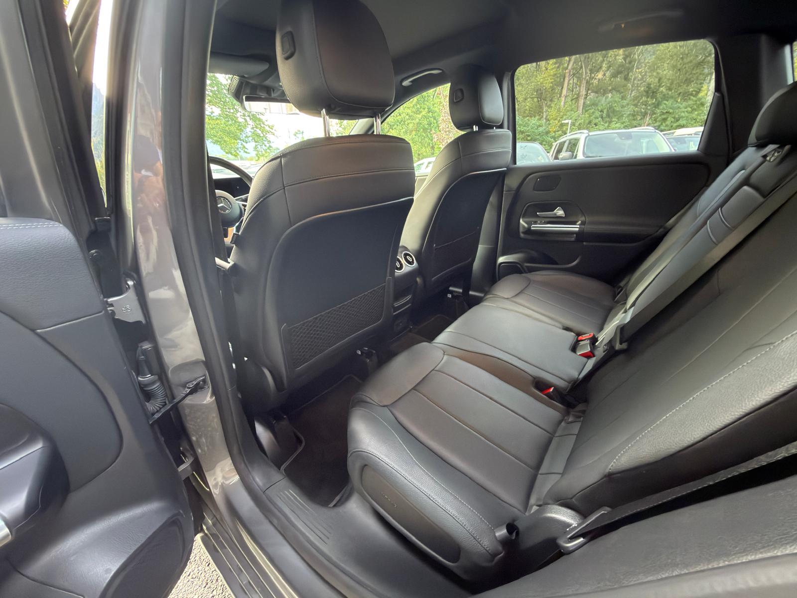 MERCEDES-BENZ B 200 d Night Star 8G-DCT-image-15