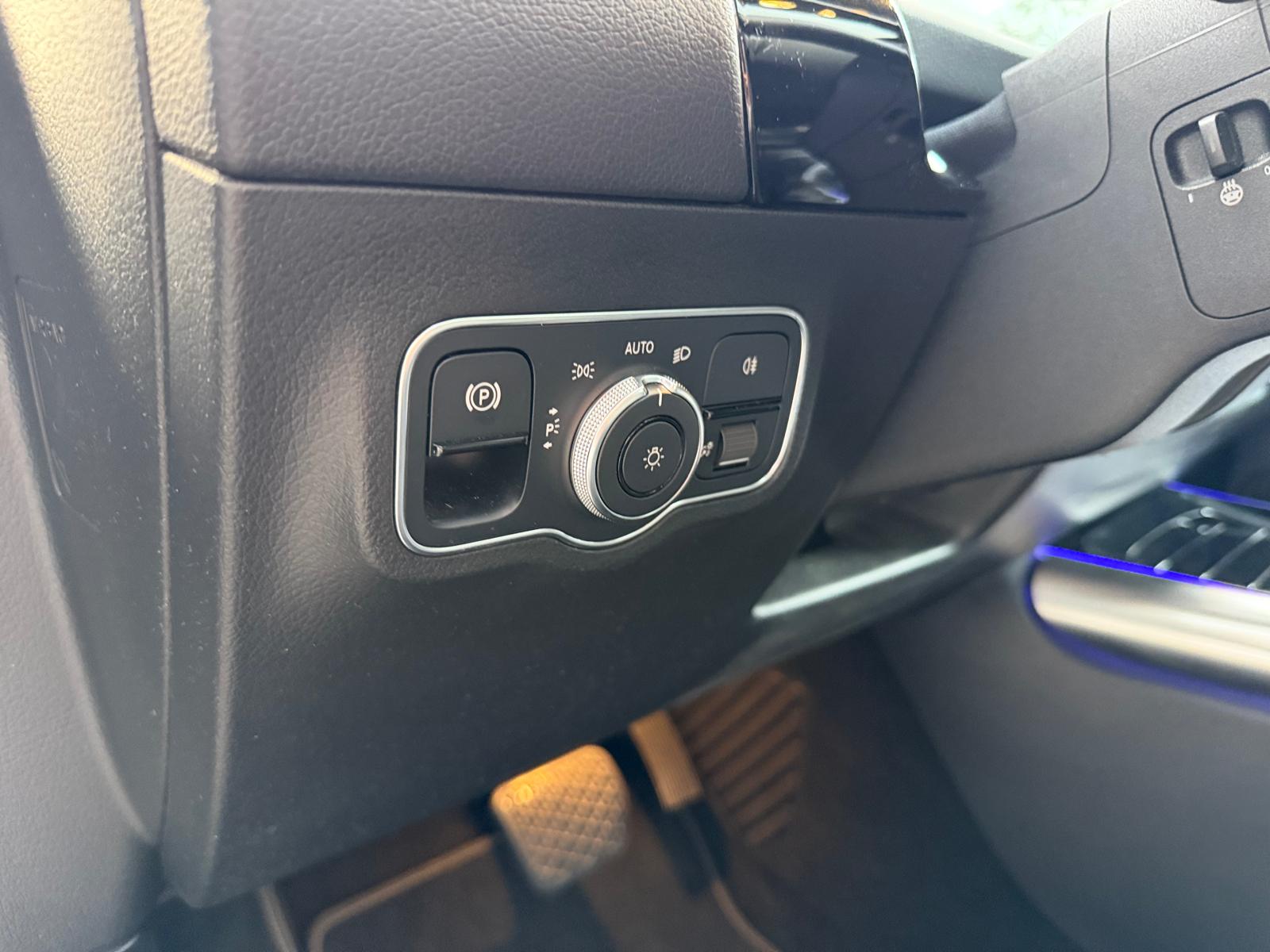 MERCEDES-BENZ B 200 d Night Star 8G-DCT-image-23