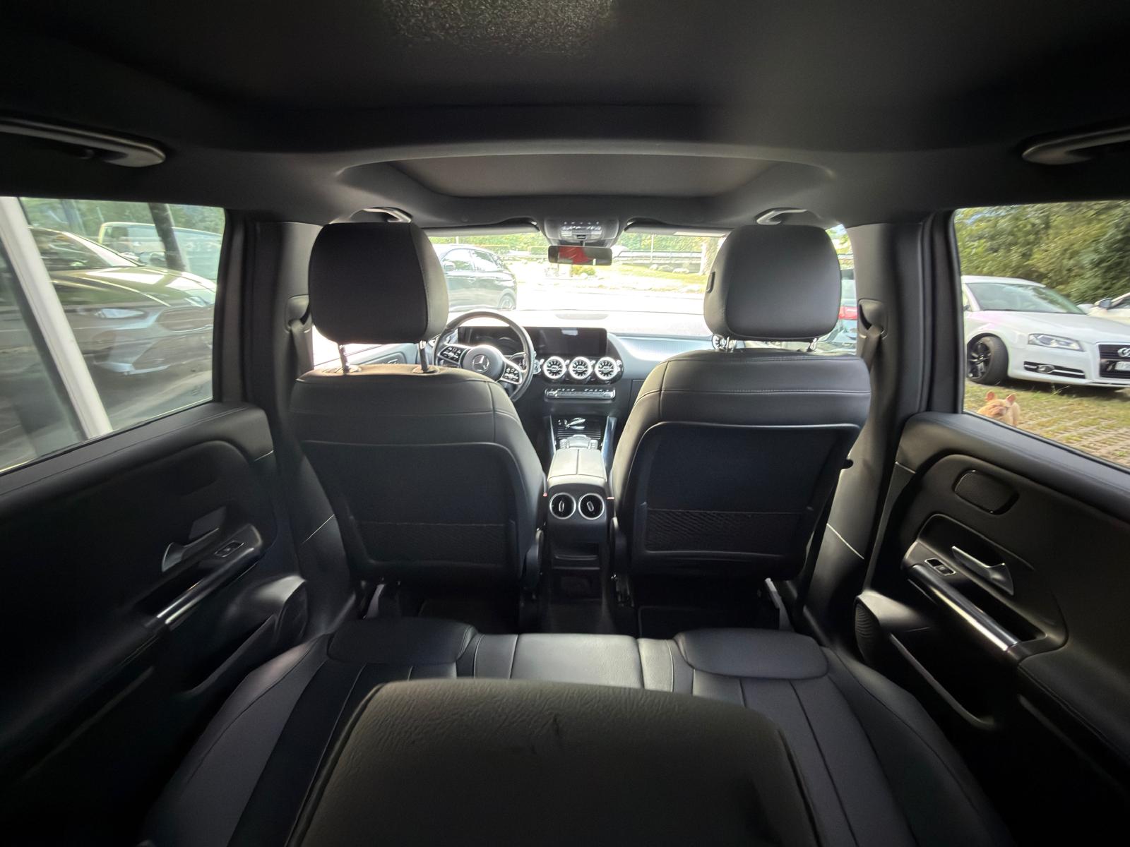 MERCEDES-BENZ B 200 d Night Star 8G-DCT-image-10