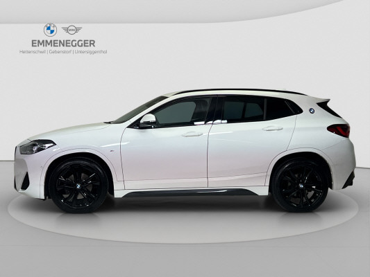BMW X2 xDrive 18d M Sport-showroom-element-1