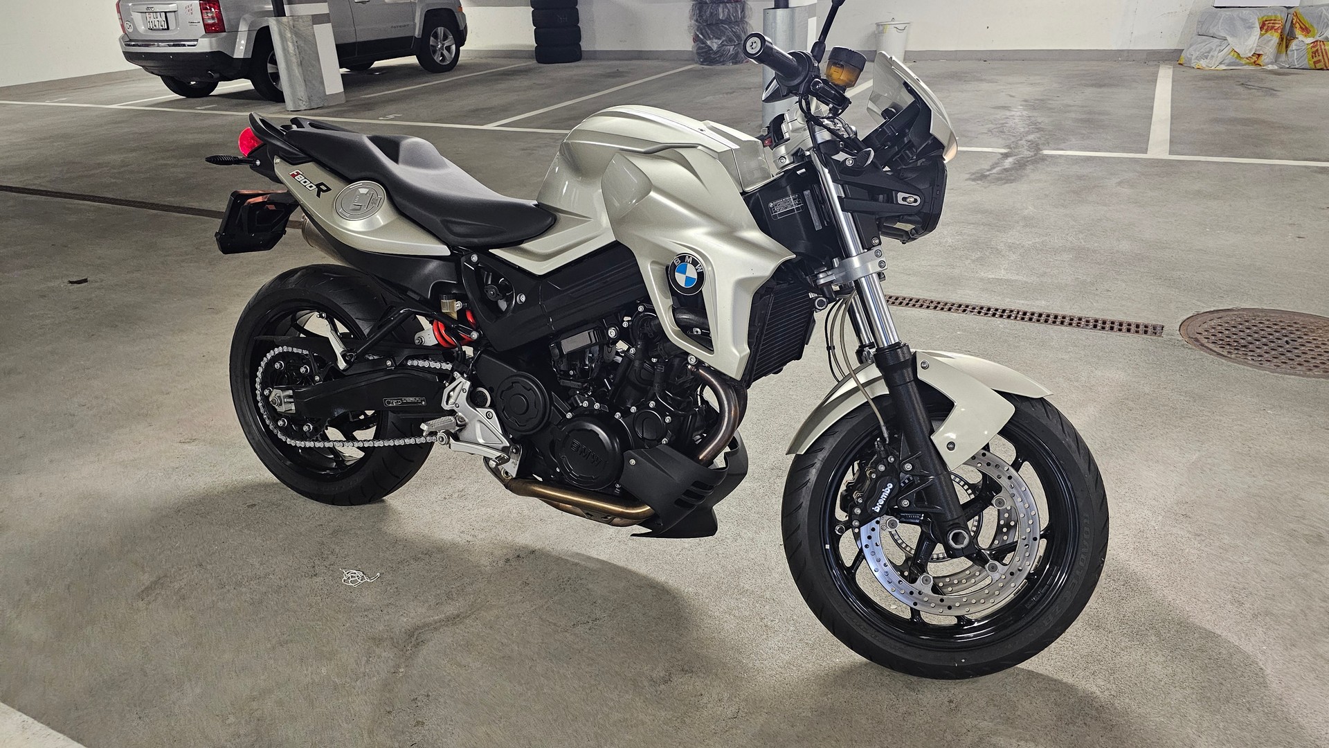BMW F 800 R-image-7