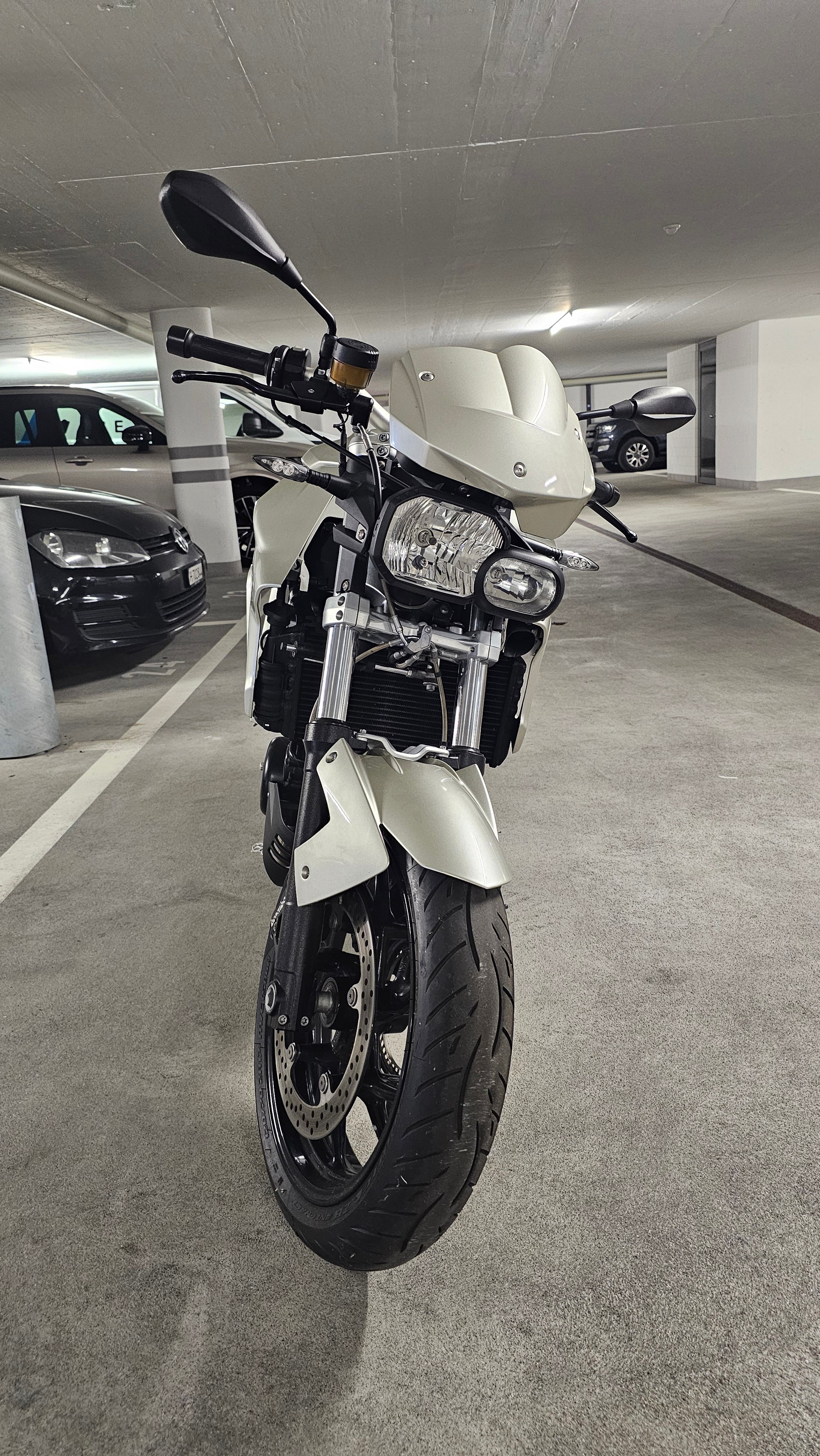 BMW F 800 R-image-13