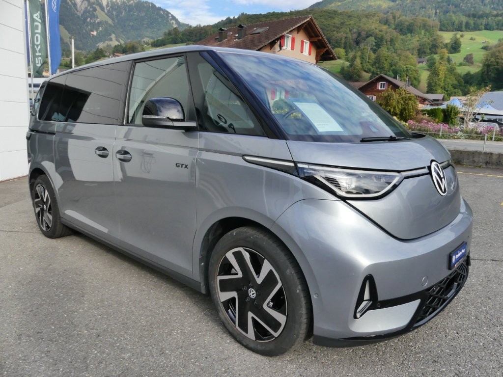 VW ID.Buzz LWB GTX 4 Motion-image-5