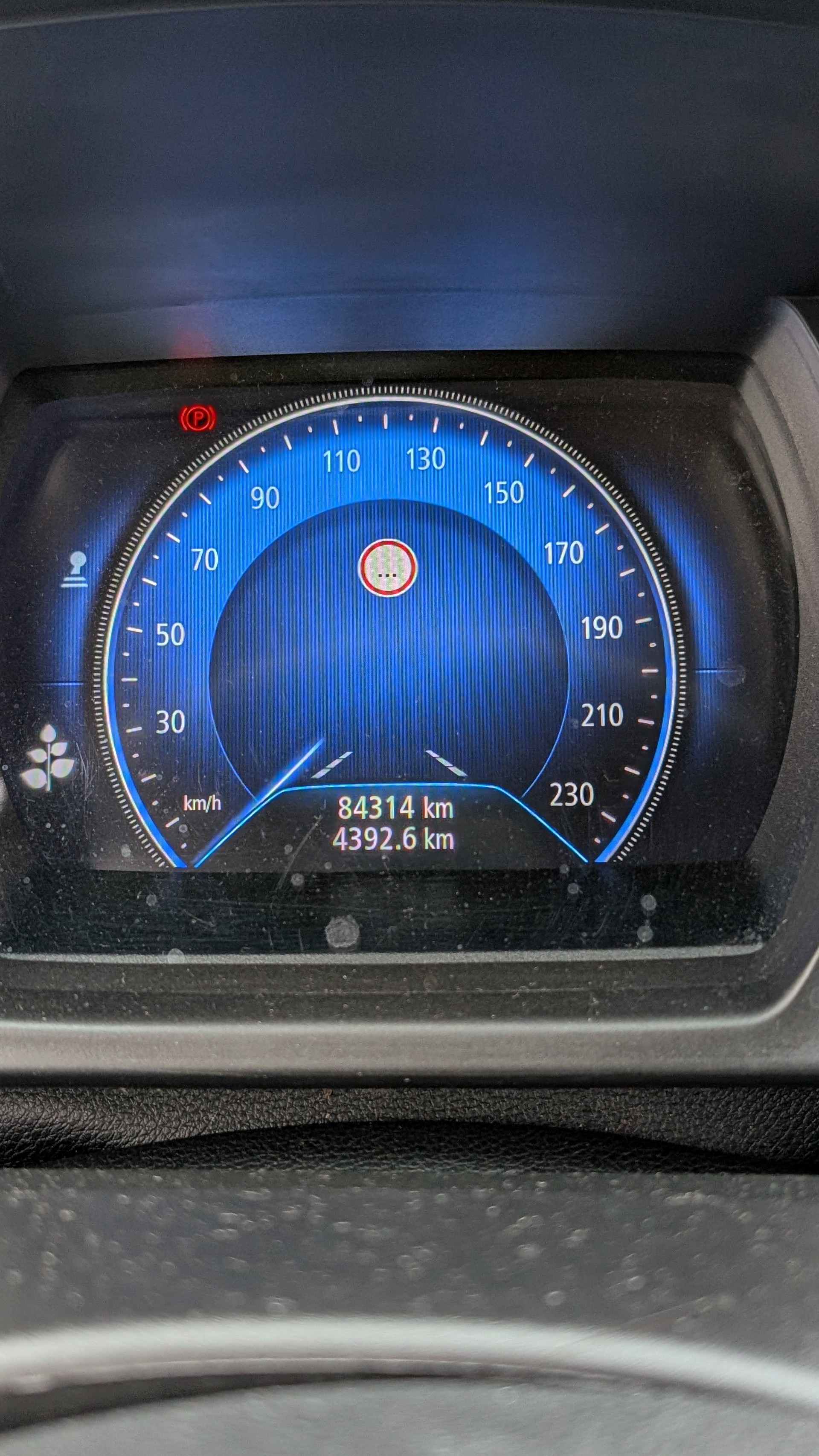 RENAULT Scénic 1.8 dCi Zen-image-11