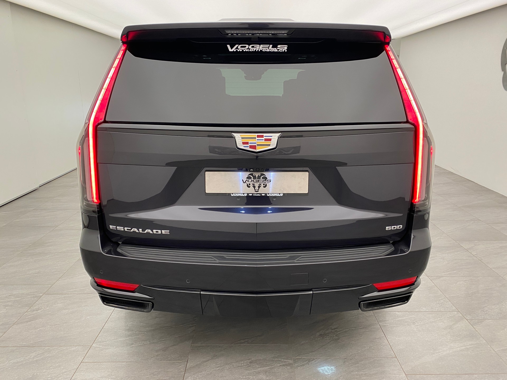 CADILLAC Escalade Platinum Sport AWD-image-4