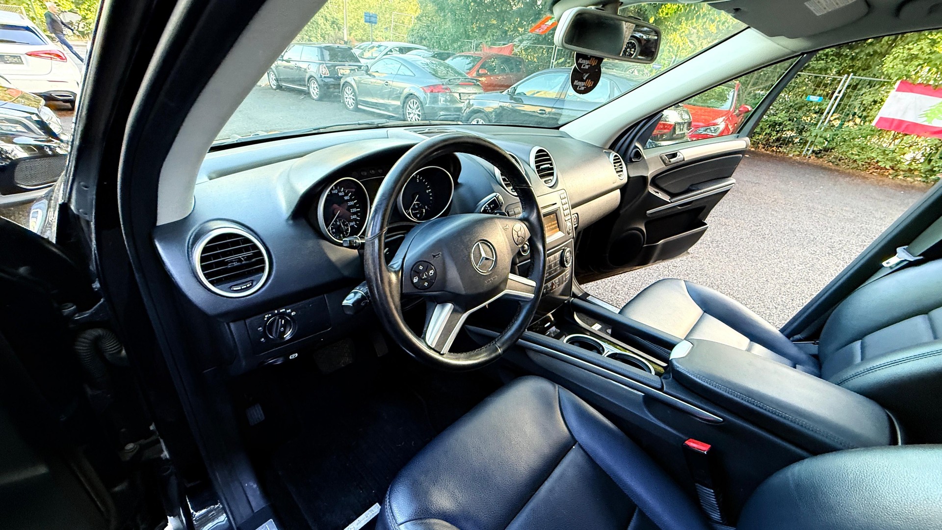 MERCEDES-BENZ ML 300 CDI Blue Eff. My Star 4Matic 7G-Tronic-image-9