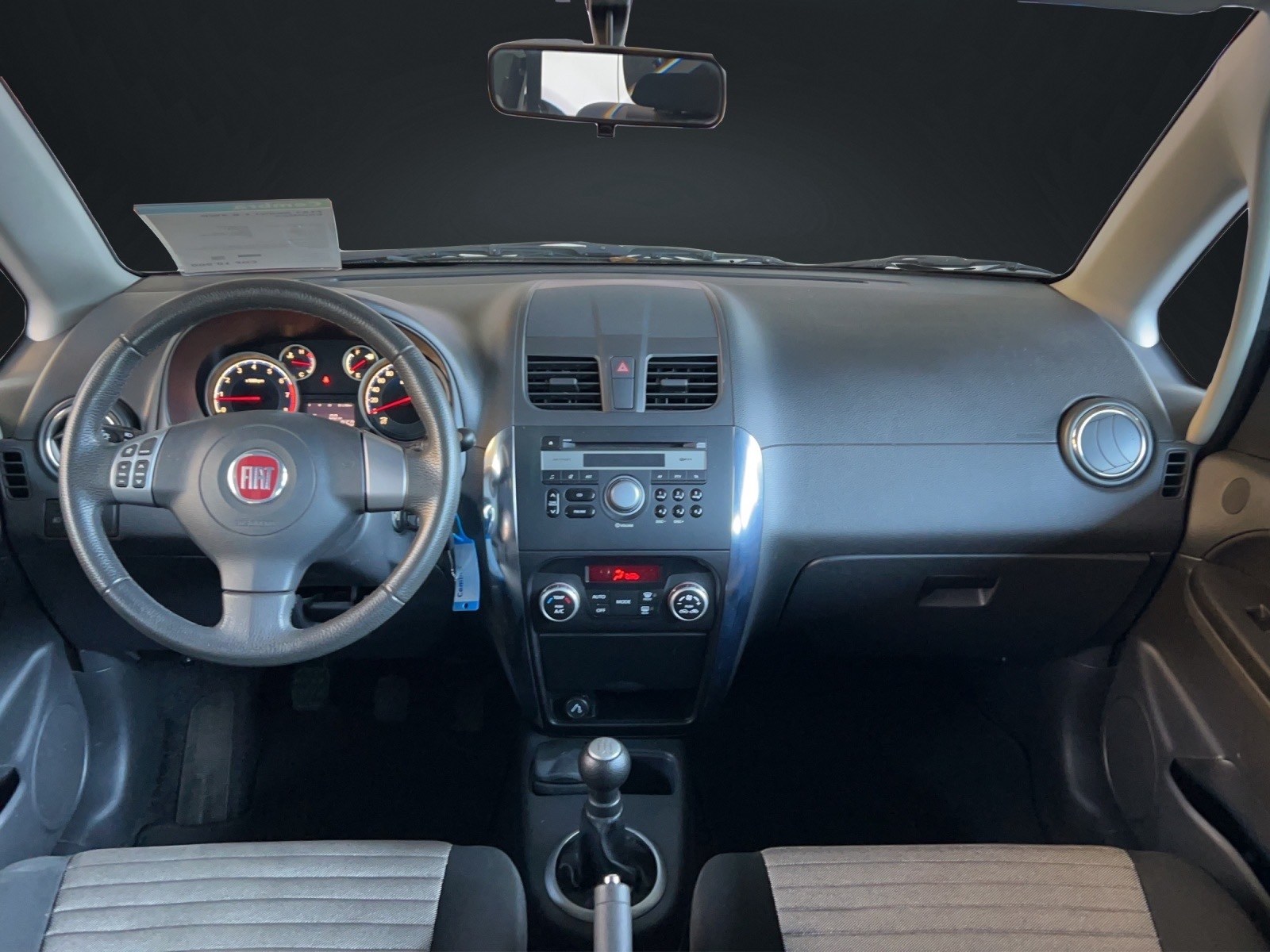 FIAT Sedici 1.6 4WD Emotion-image-10