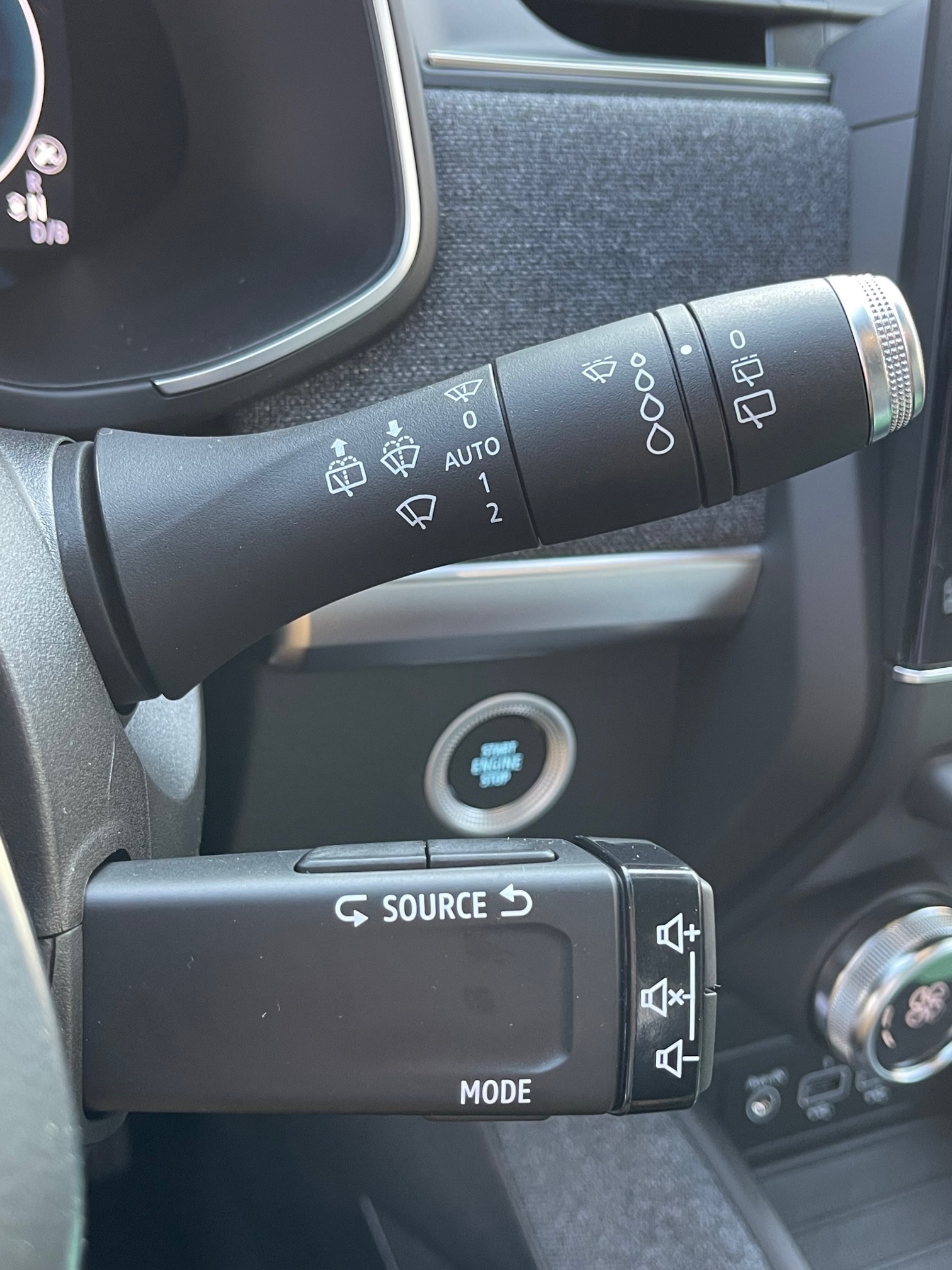 RENAULT Zoe Intens R135 (incl. Batterie)-image-15