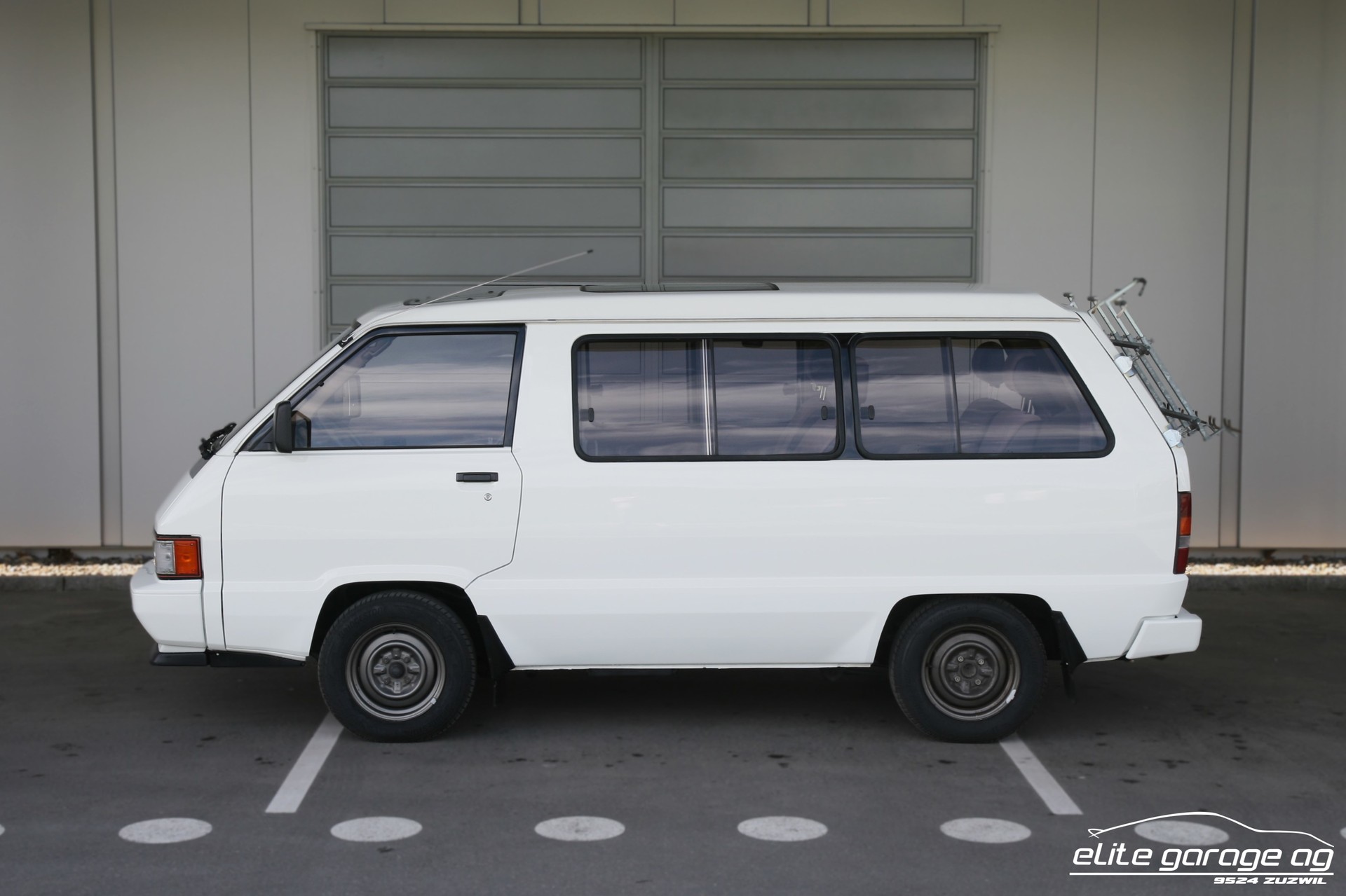 TOYOTA Model-F 2.2 Wagon GL-image-1