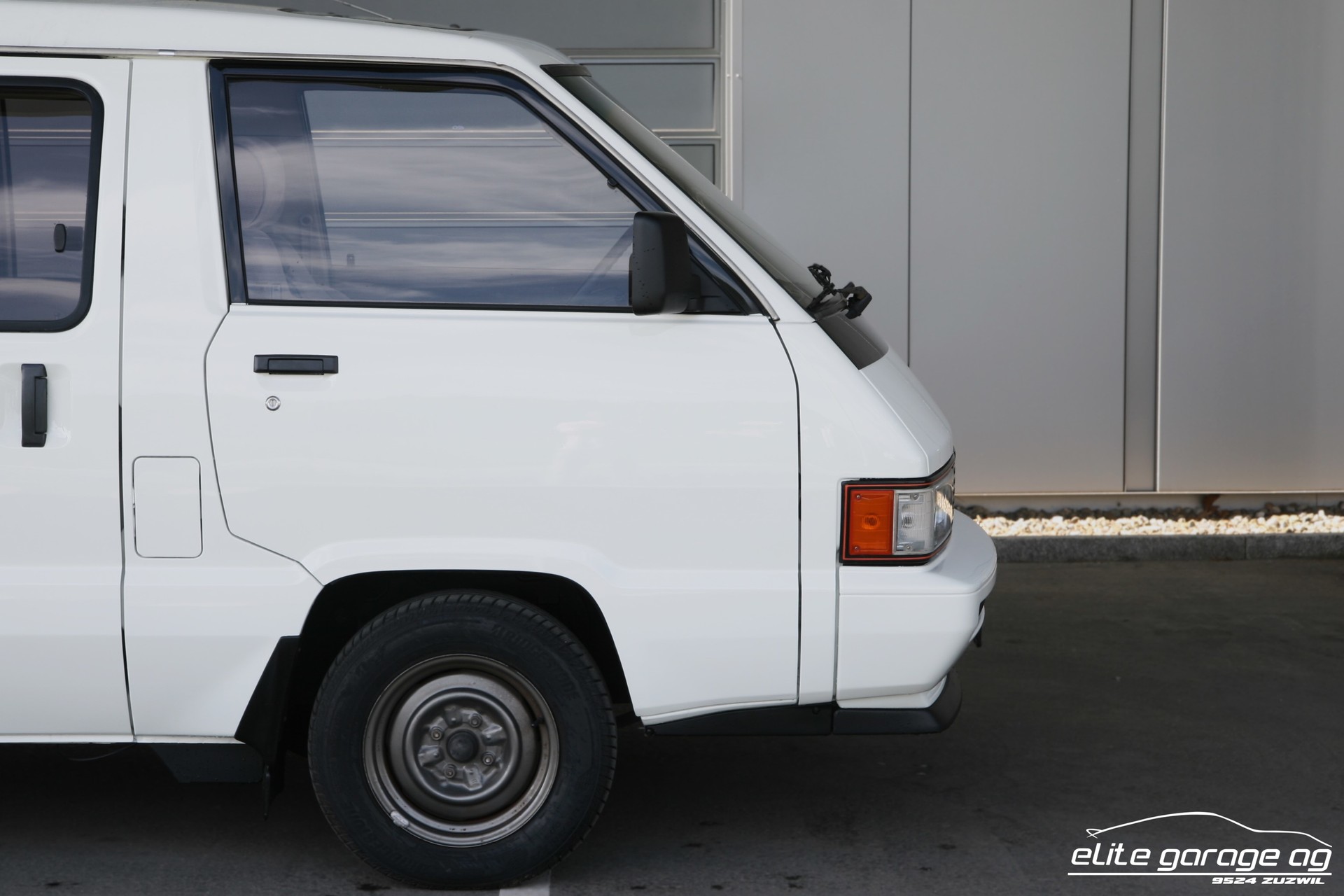 TOYOTA Model-F 2.2 Wagon GL-image-9