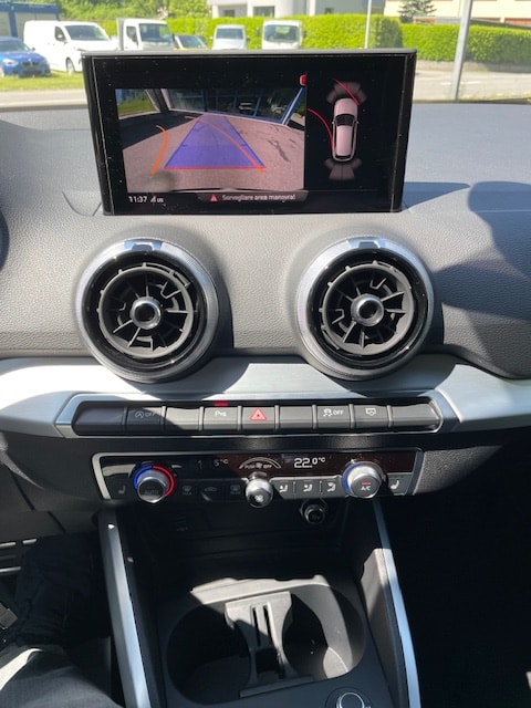 AUDI Q2 40 TFSI S line quattro S-tronic-image-15