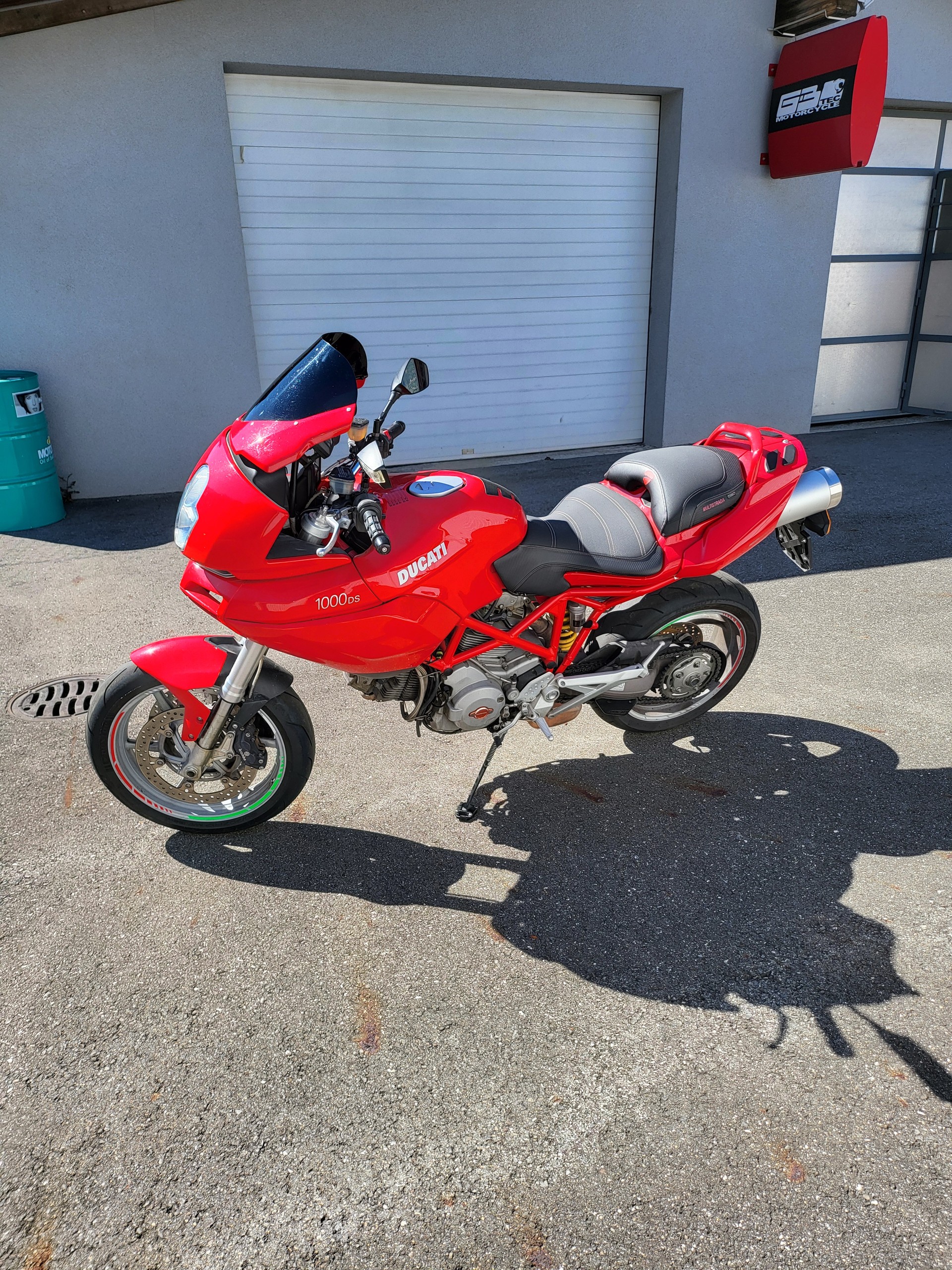 DUCATI Multistrada 1000 DS-image-2
