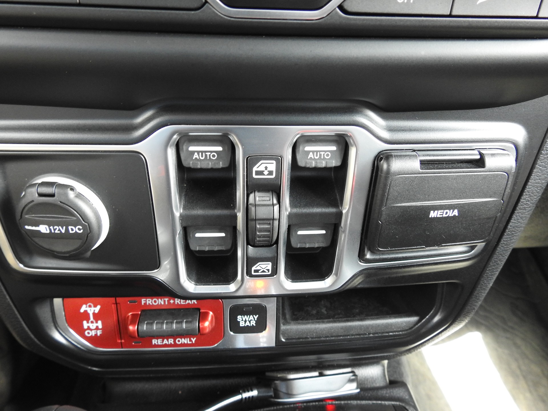 JEEP Wrangler 3.6 Unlimited Rubicon Recon Automatic hardtop-image-24