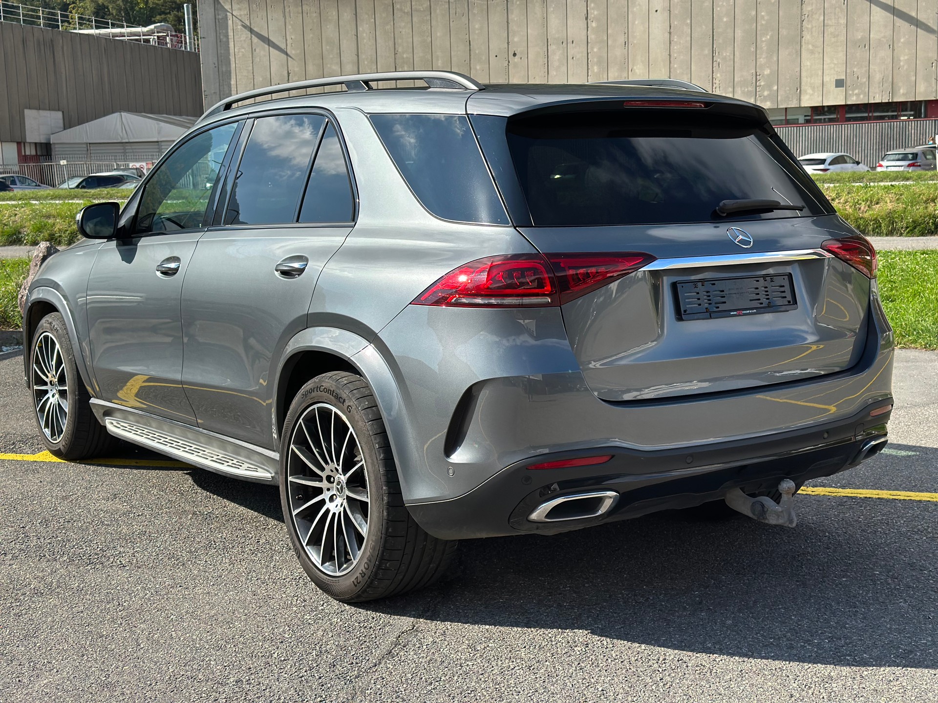 MERCEDES-BENZ GLE 400 d 4Matic AMG Line 9G-Tronic-image-6
