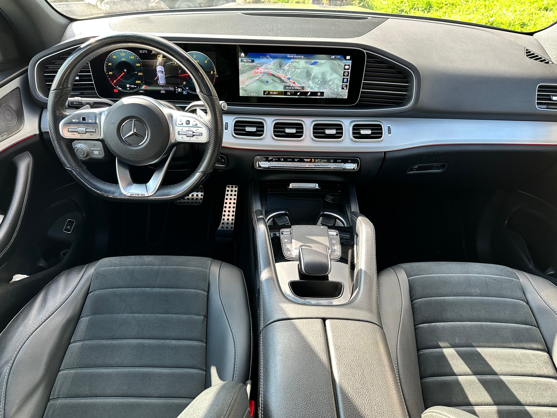 MERCEDES-BENZ GLE 400 d 4Matic AMG Line 9G-Tronic-image-11