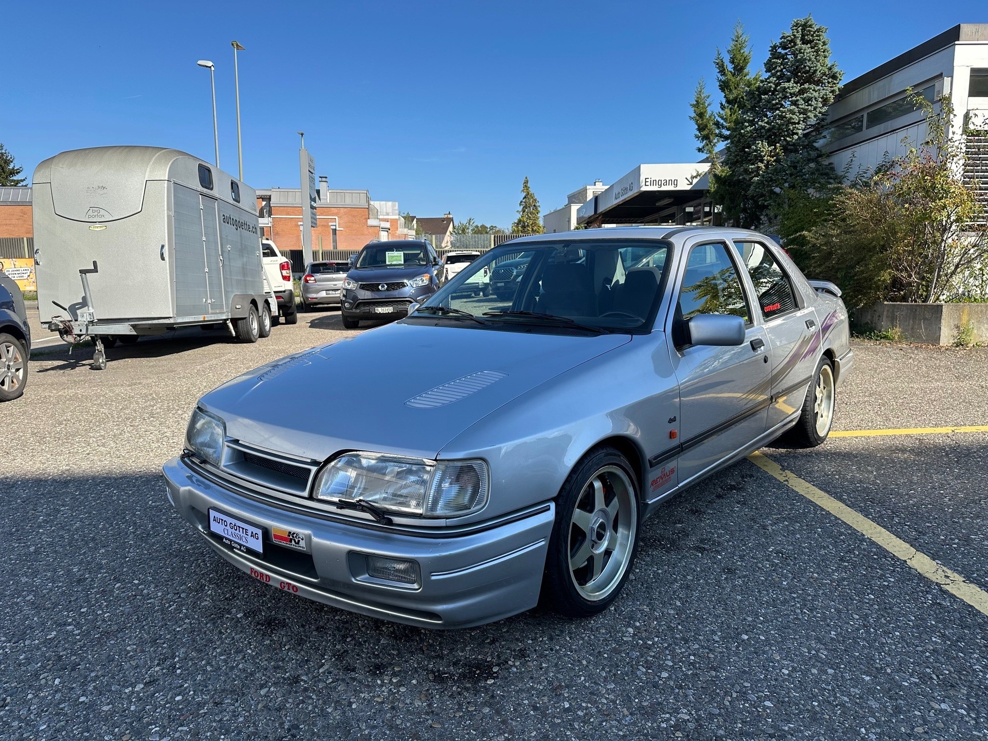 FORD Sierra 2.0i Cosworth 4x4-showroom-element-1