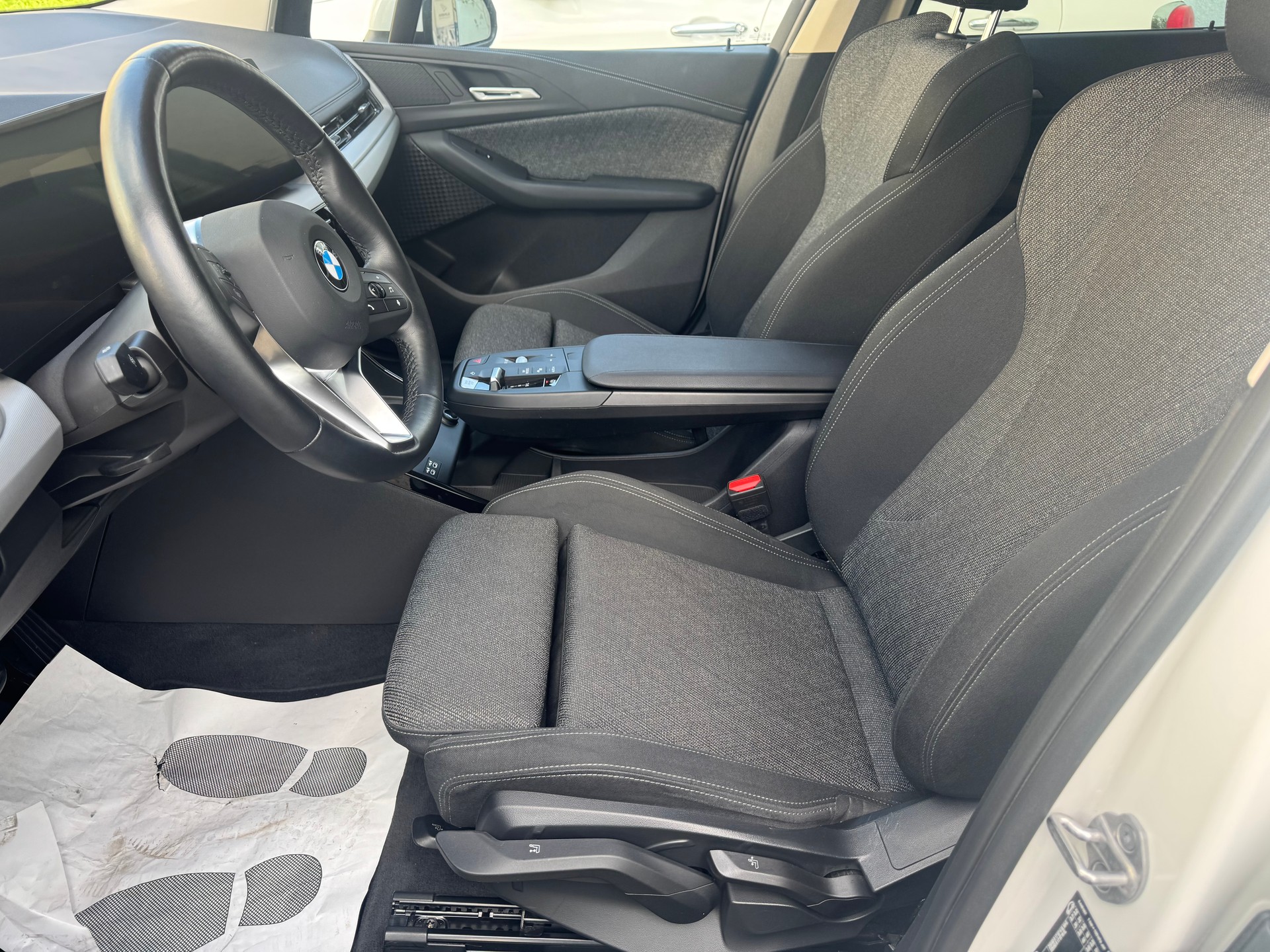 BMW 223d Active Tourer xDrive DKG-image-7