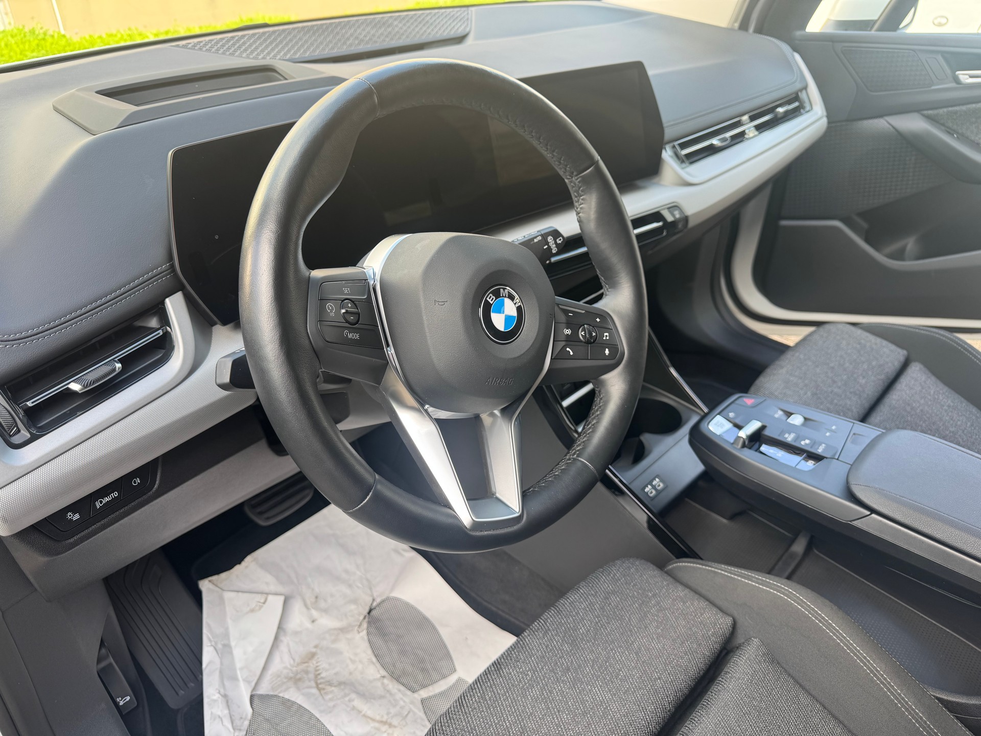 BMW 223d Active Tourer xDrive DKG-image-4