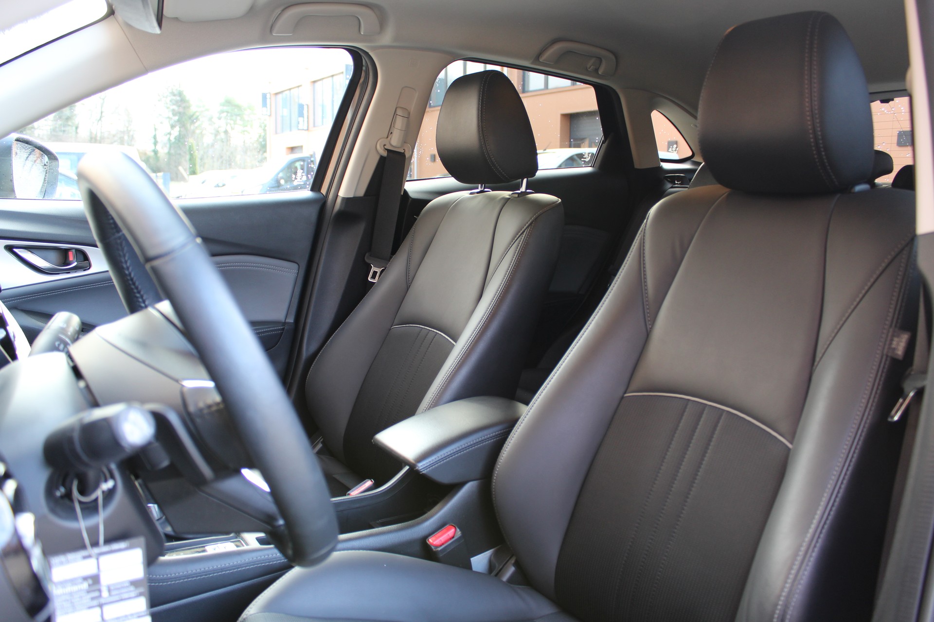 MAZDA CX-3 SKYACTIV-G 121 Revolution FWD Automat - "Tempomat Adaptatif * GPS * Caméra de Recuil * Sièges/Volant Chauffant"-image-18