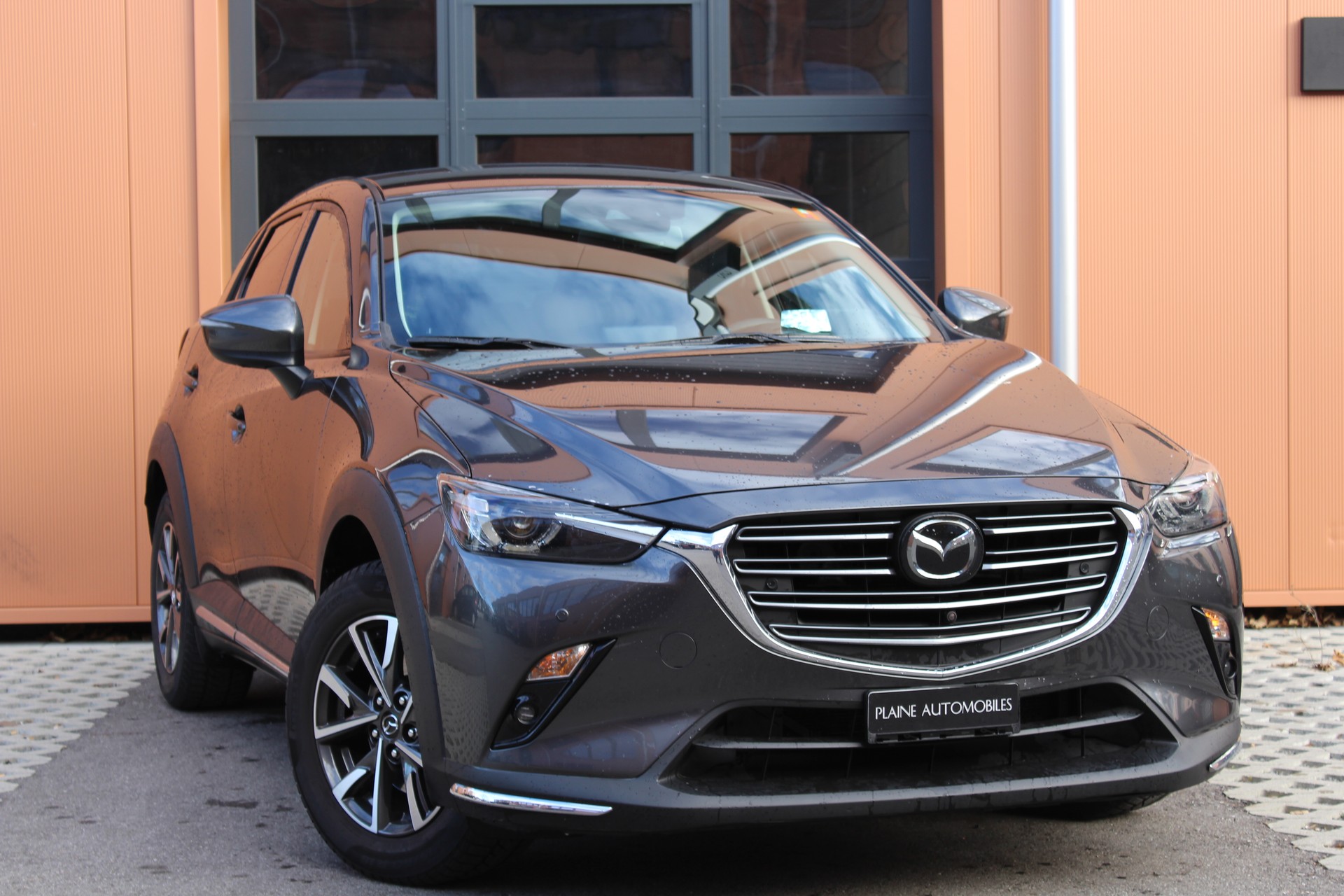 MAZDA CX-3 SKYACTIV-G 121 Revolution FWD Automat - "Tempomat Adaptatif * GPS * Caméra de Recuil * Sièges/Volant Chauffant"
