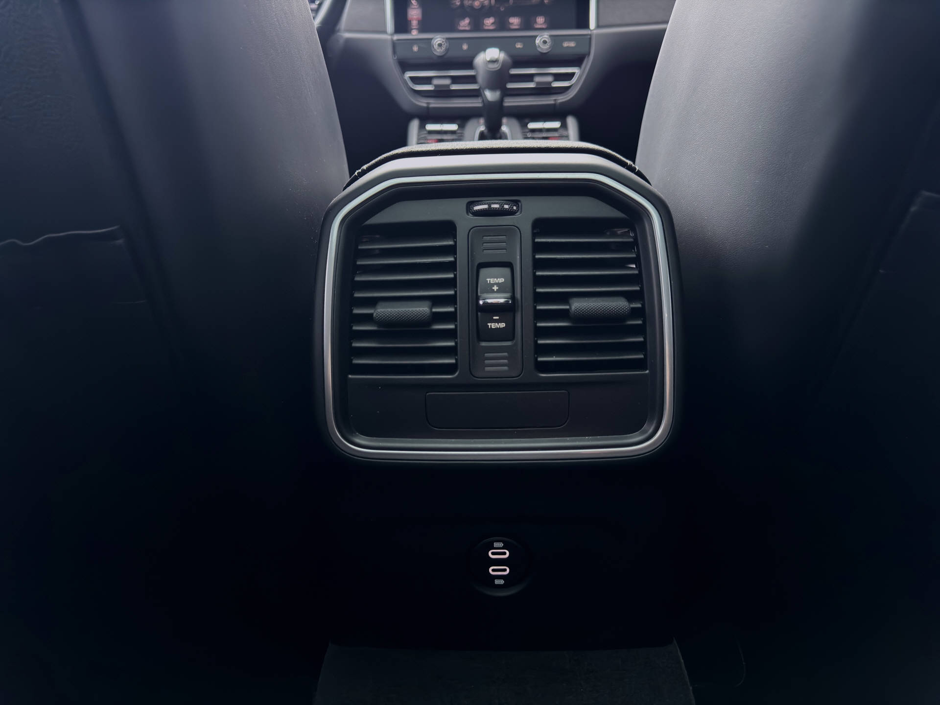 PORSCHE Macan GTS-image-12