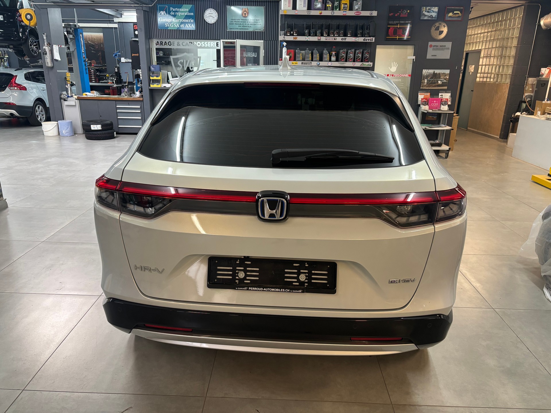 HONDA HR-V 1.5i-MMD Elegance CVT-image-3