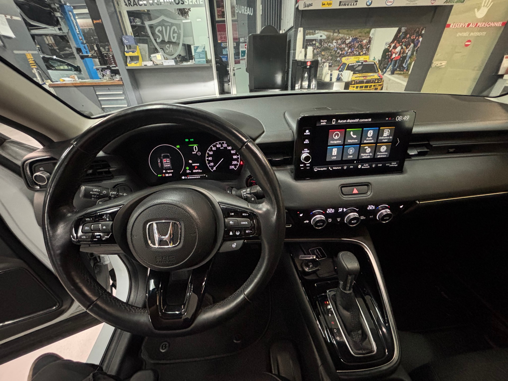 HONDA HR-V 1.5i-MMD Elegance CVT-image-15