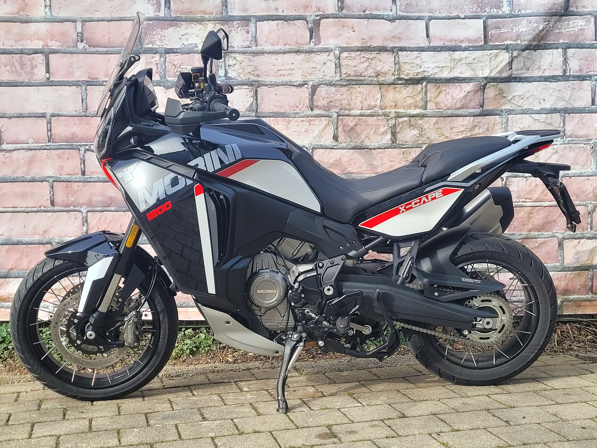 MOTO MORINI X-Cape 1200-image-1