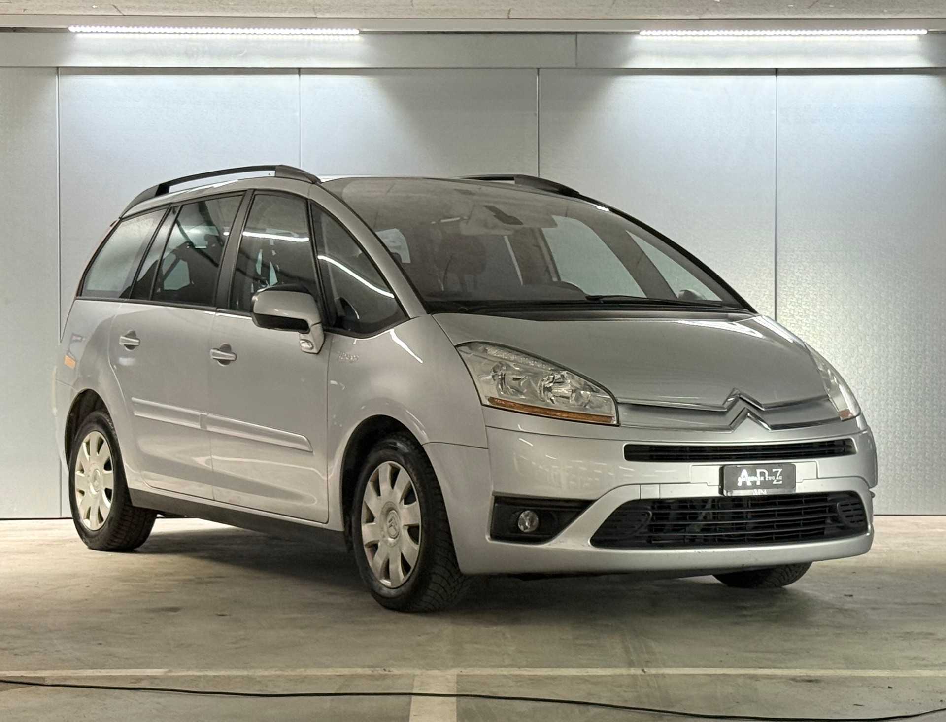 CITROEN Grand C4 Picasso 2.0 HDI Dynamique-image-2