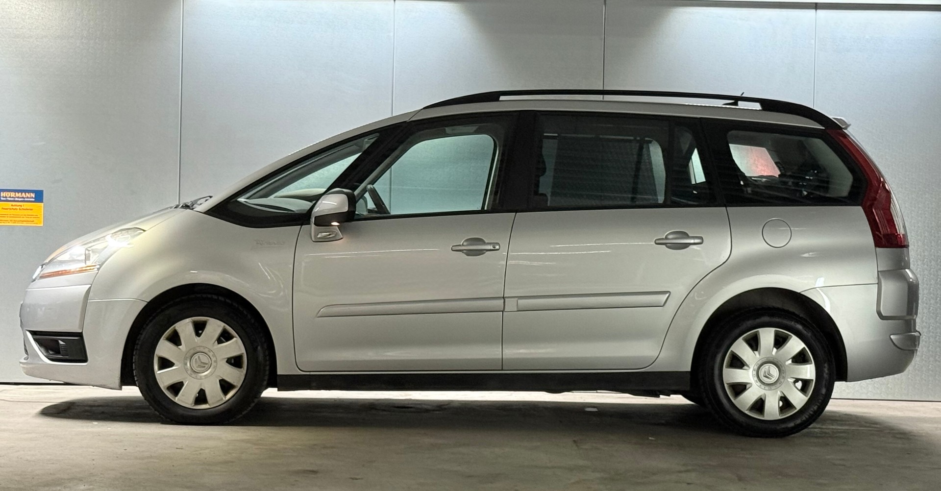 CITROEN Grand C4 Picasso 2.0 HDI Dynamique-image-7