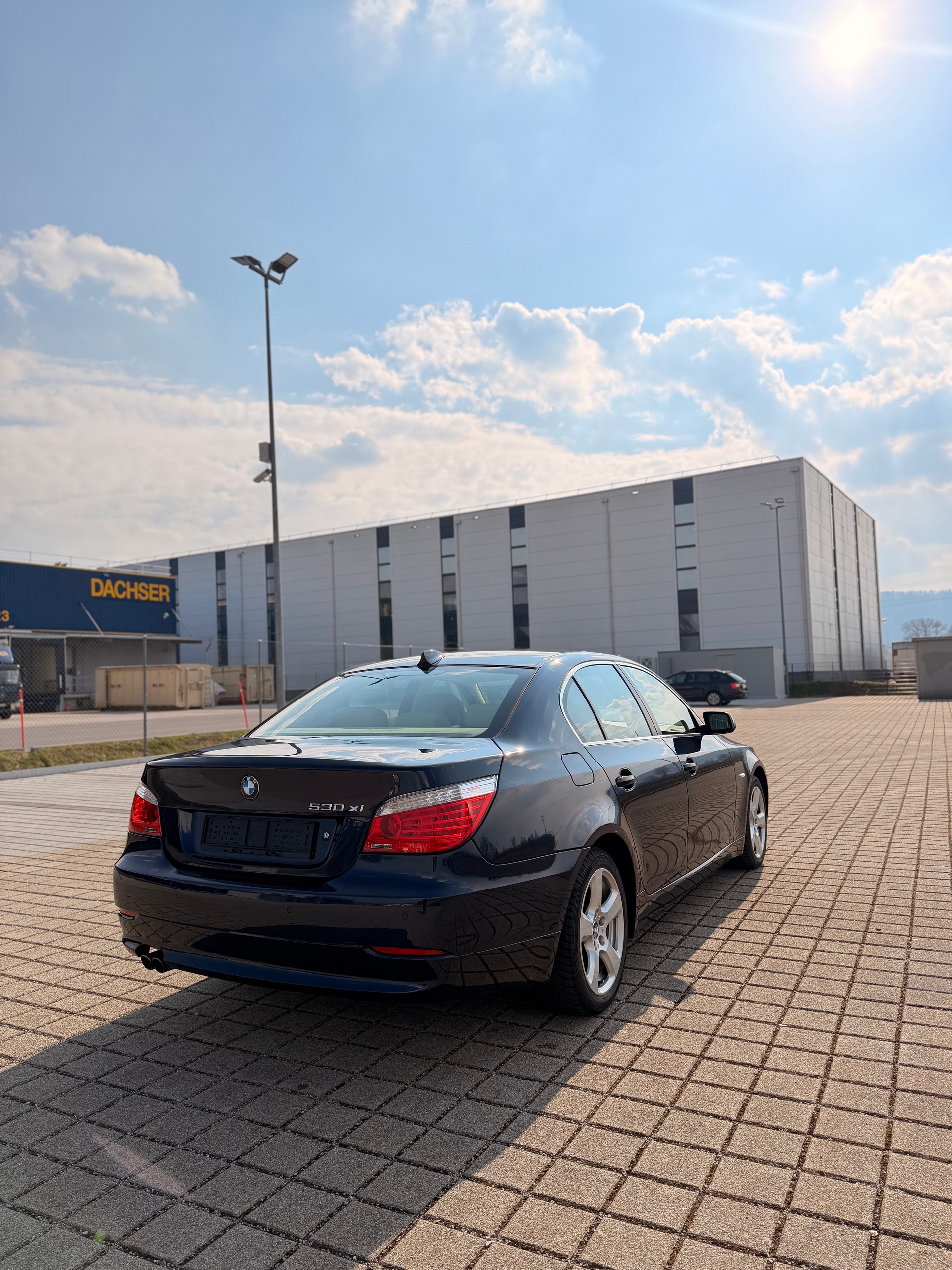 BMW 530xi Steptronic-image-6