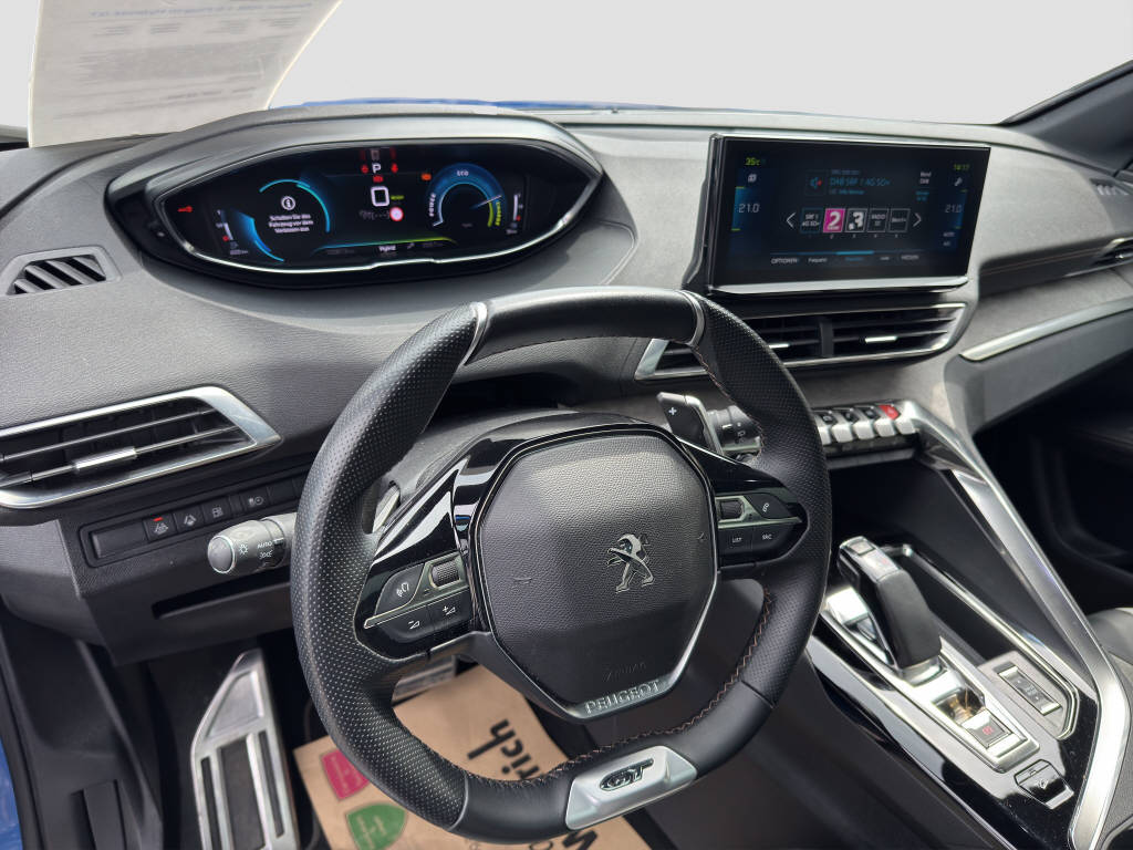 PEUGEOT 3008 1.6 Plug-in Hybrid4 GT-image-9