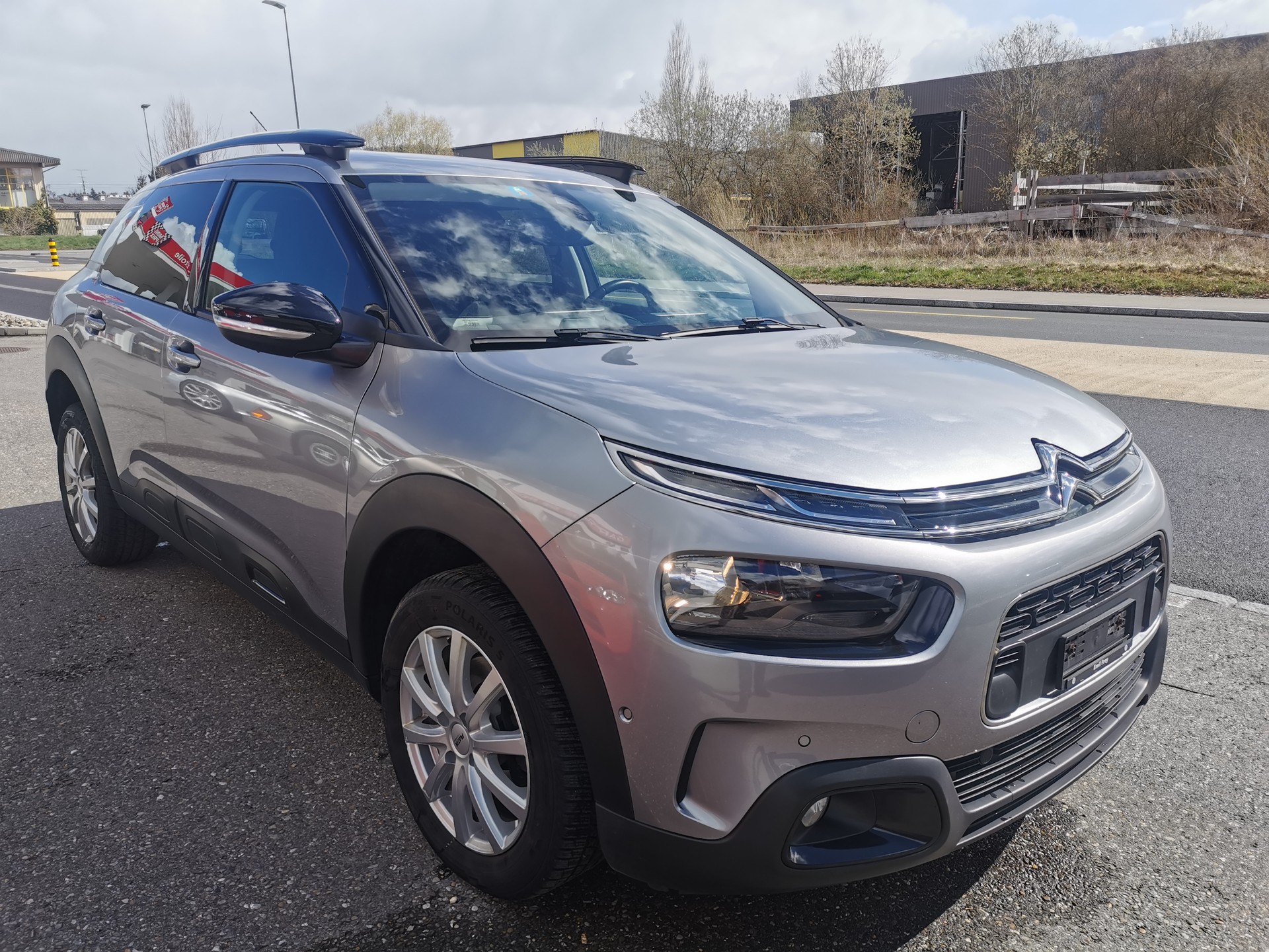 CITROEN C4 Cactus 1.5 Blue HDi Shine EAT6-image-1