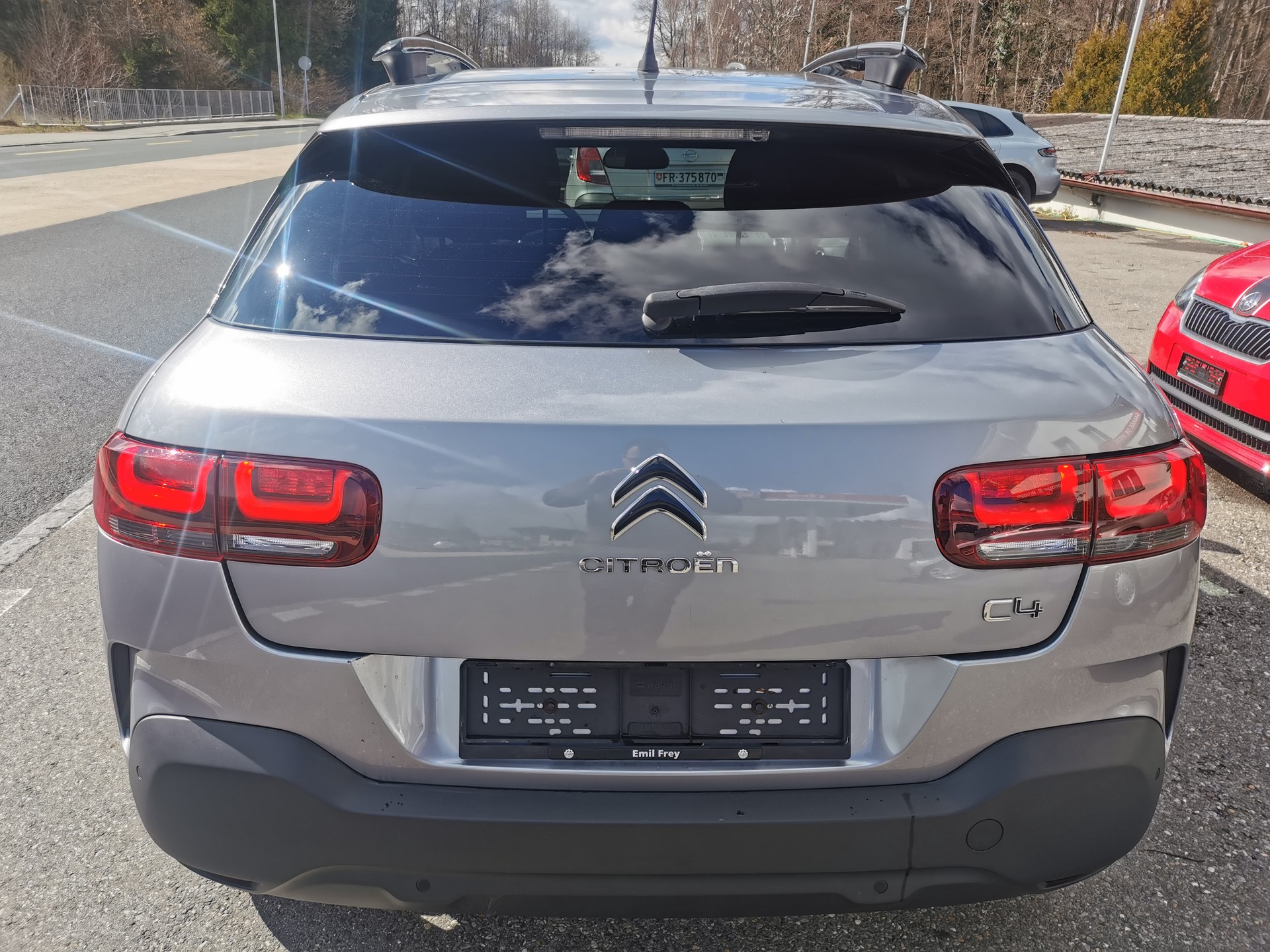 CITROEN C4 Cactus 1.5 Blue HDi Shine EAT6-image-6