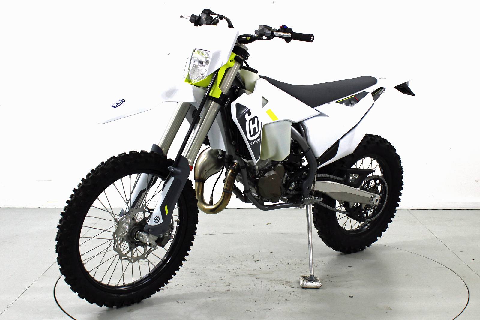 HUSQVARNA 2t-image-2
