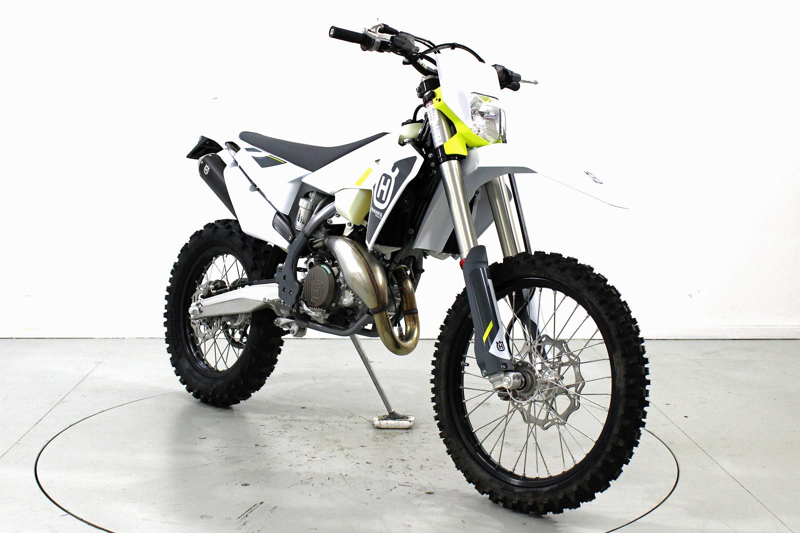 HUSQVARNA 2t-image-1