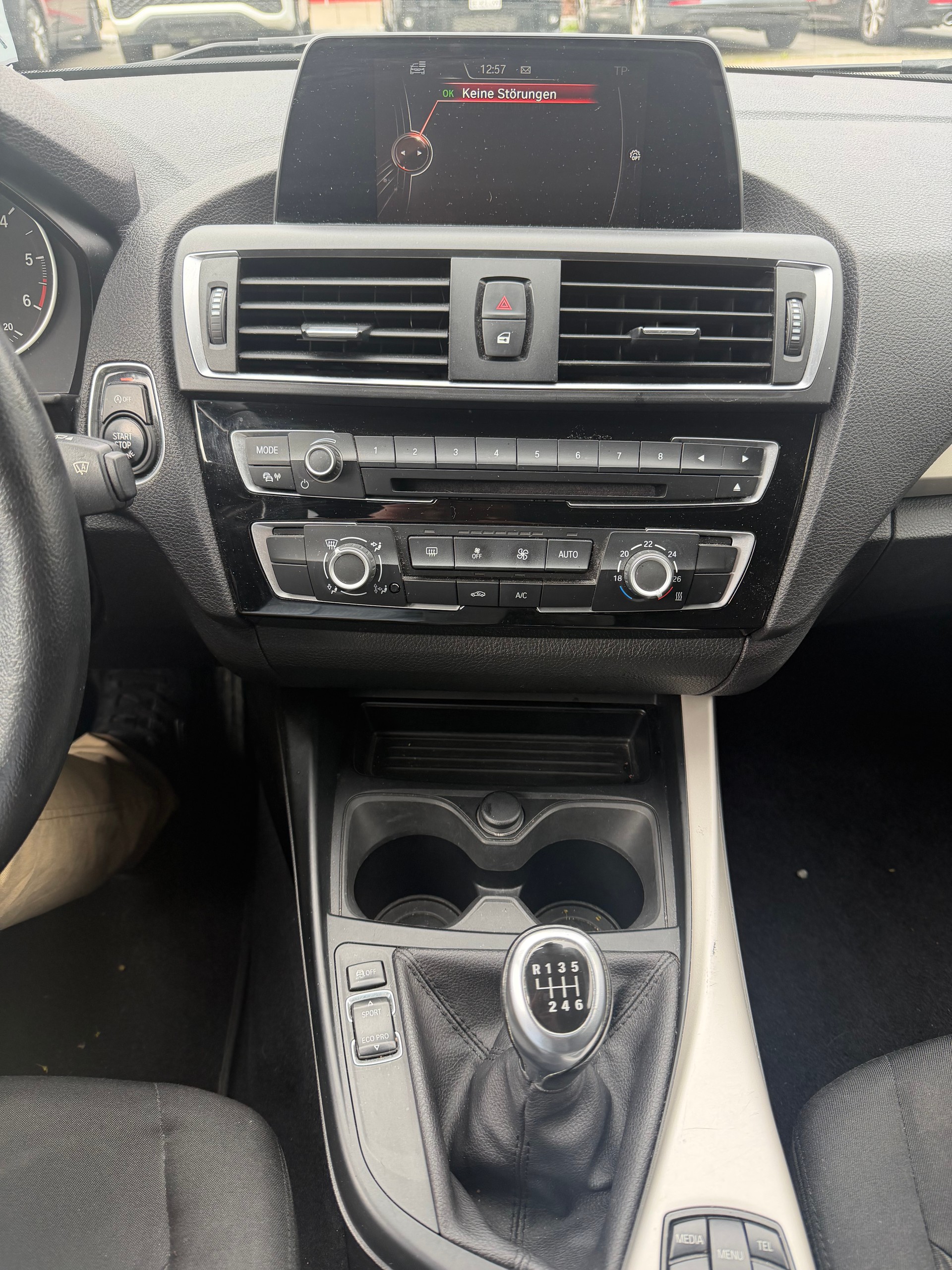BMW 116d Urban Line-image-3