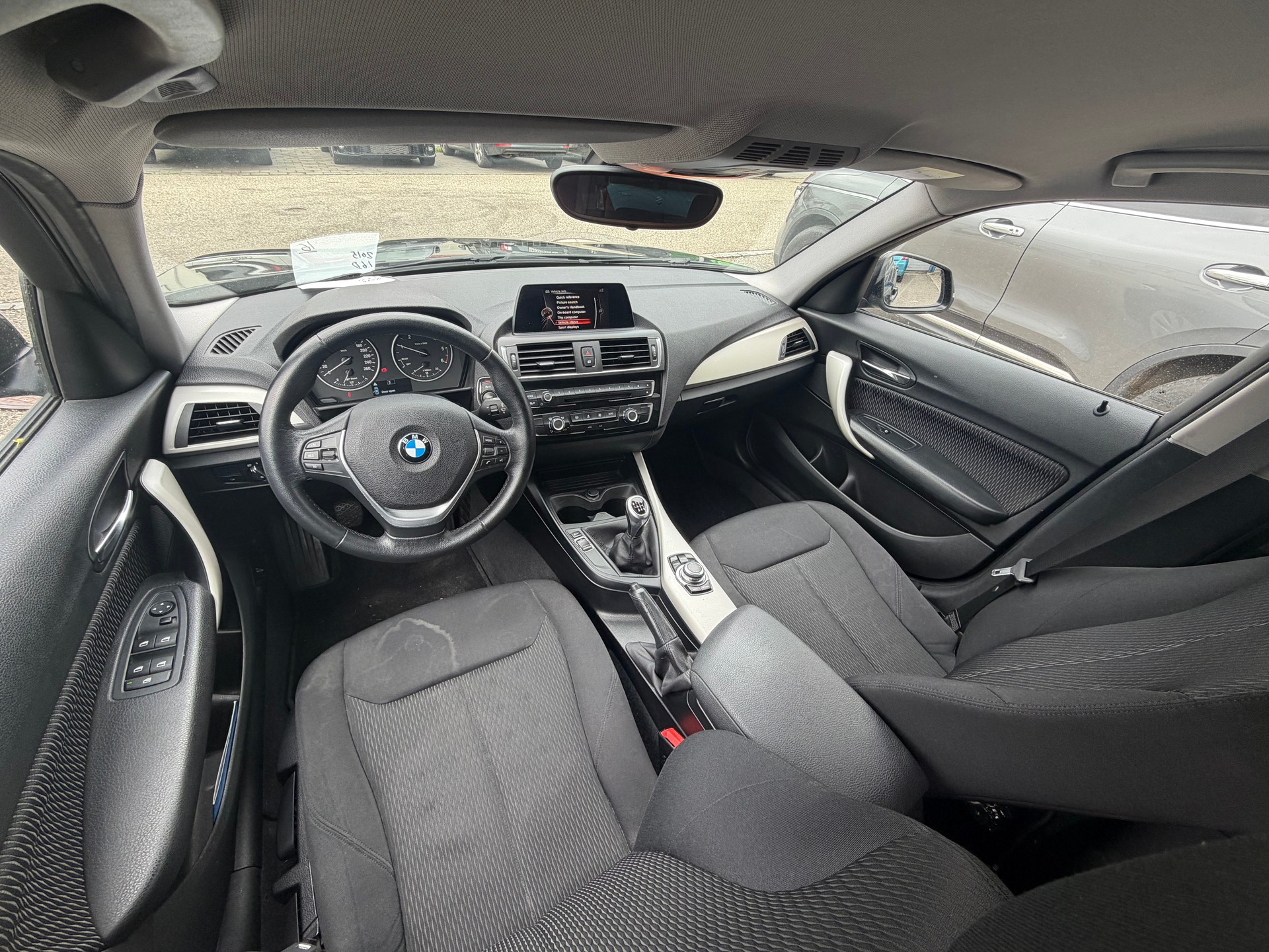 BMW 116d Urban Line-image-2
