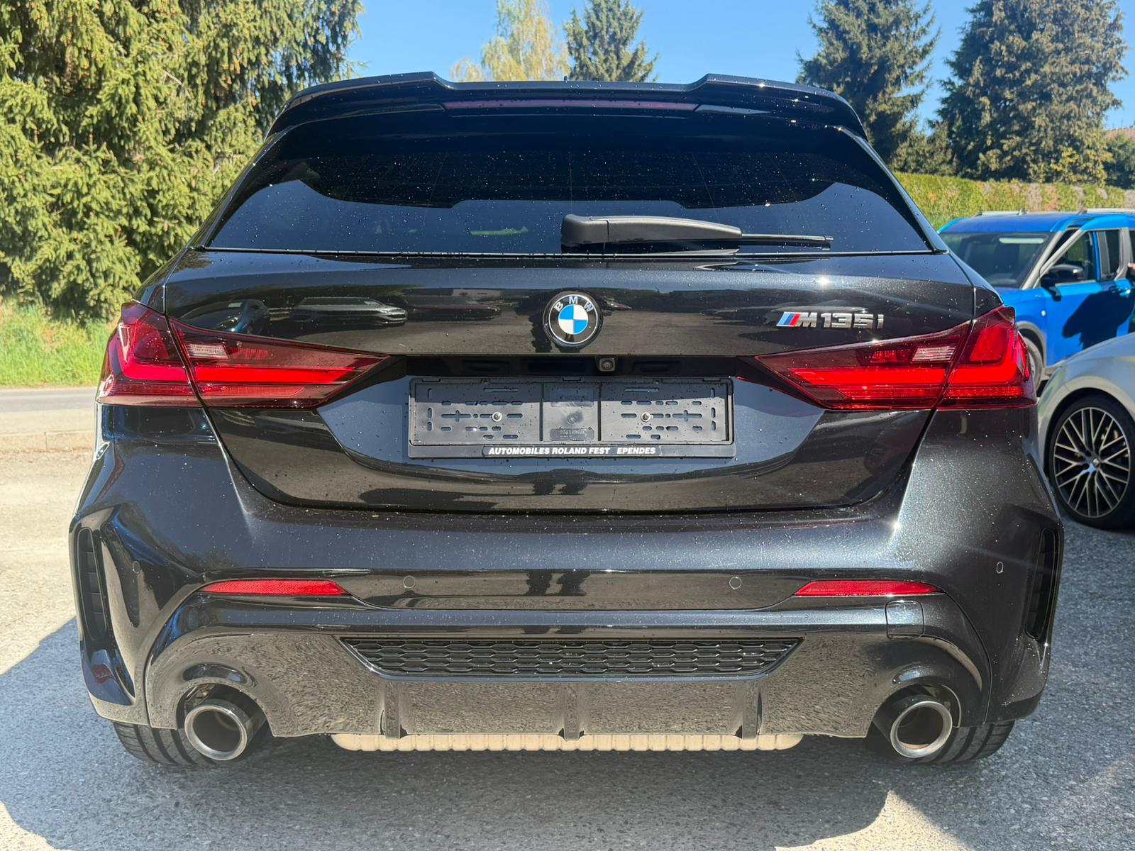 BMW M135i xDrive Steptronic-image-3