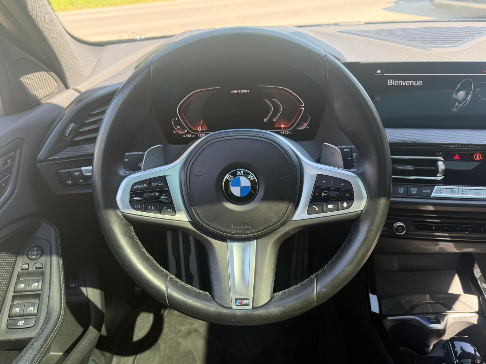 BMW M135i xDrive Steptronic-image-5
